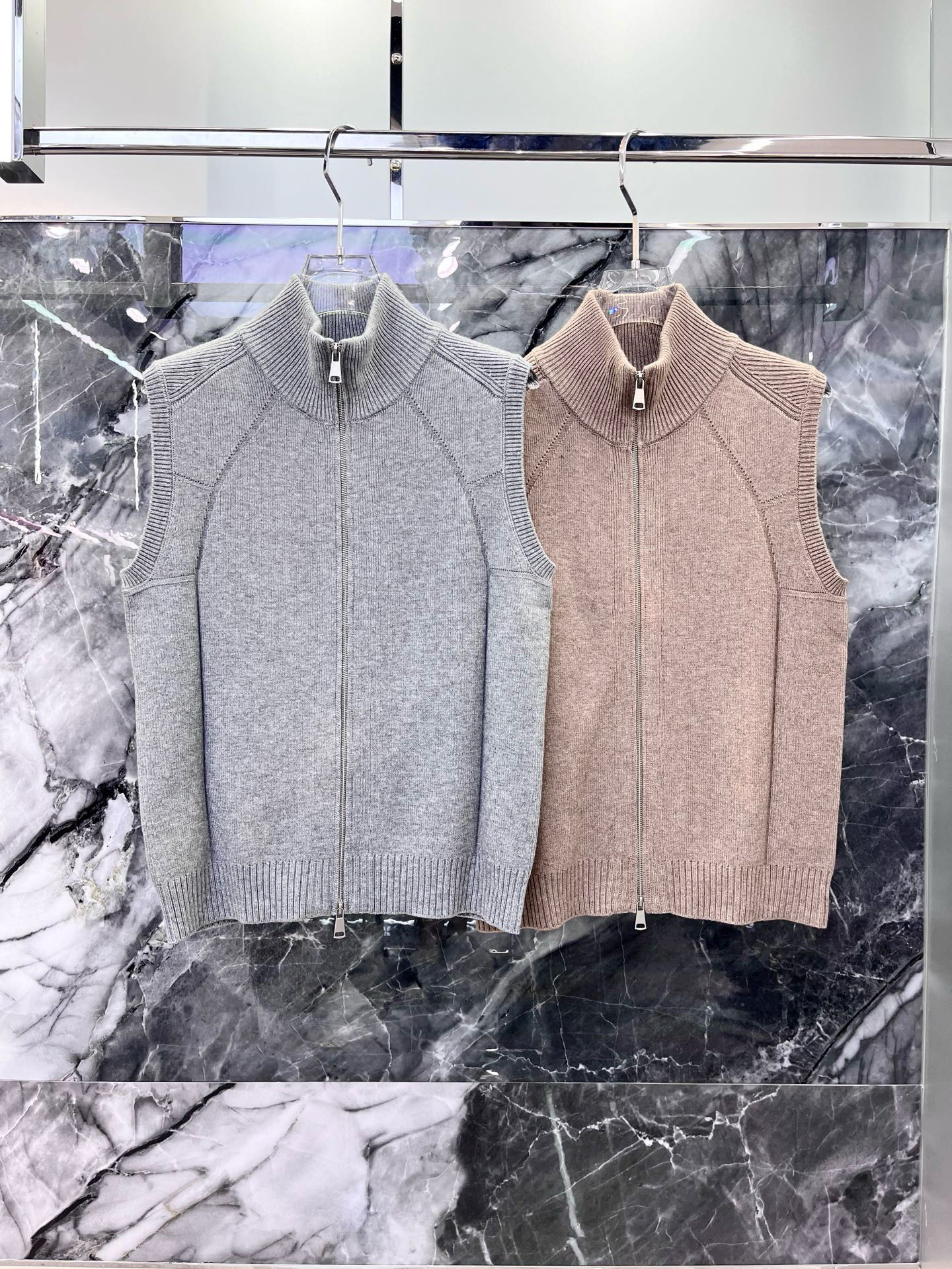 2025🔱秋冬最新款式⚜️【正常收身版型】定制32Ss双股山羊绒绵羊毛混纺面料独家首发🏆现货供应📣码数M