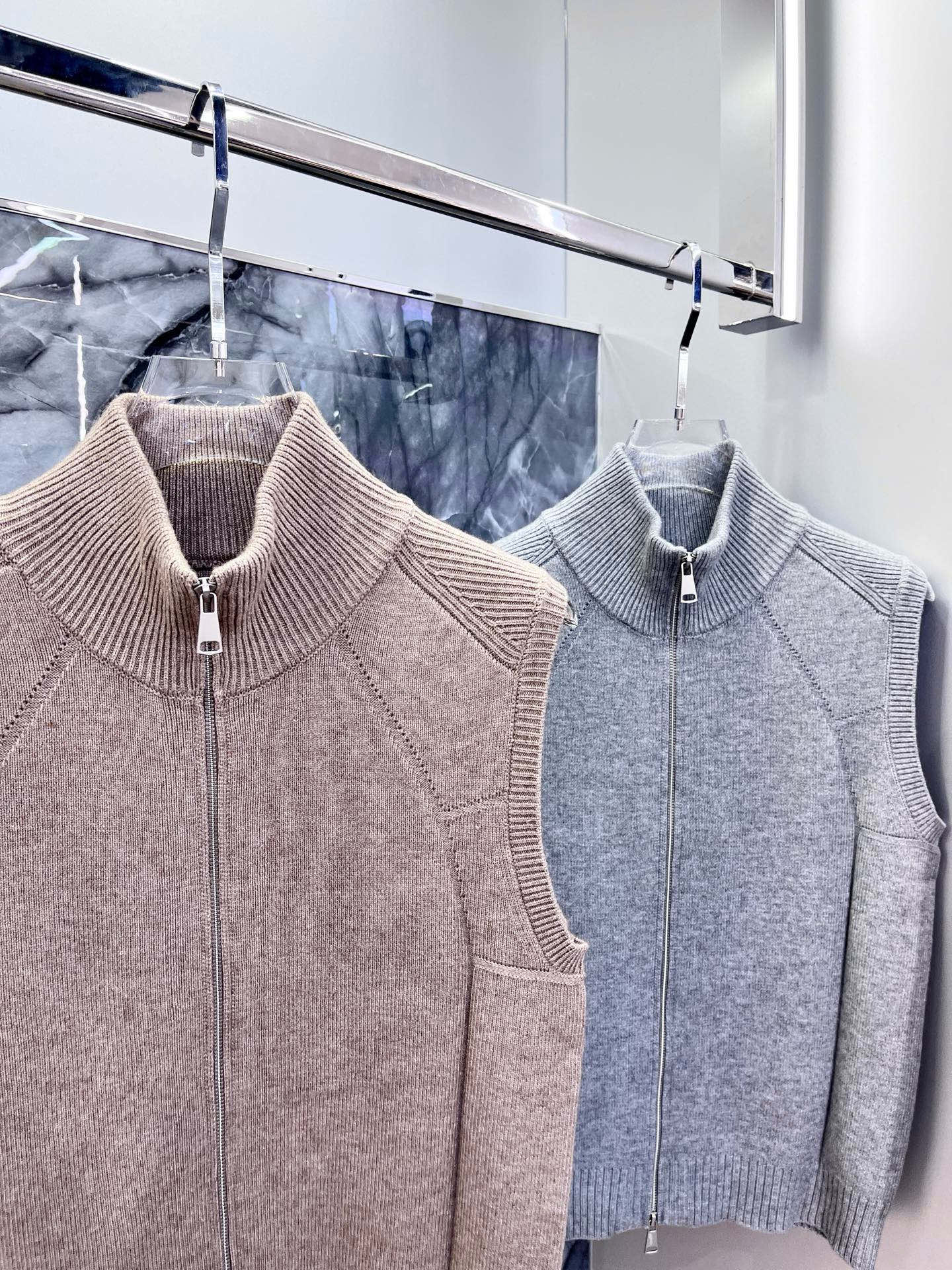 2025🔱秋冬最新款式⚜️【正常收身版型】定制32Ss双股山羊绒绵羊毛混纺面料独家首发🏆现货供应📣码数M