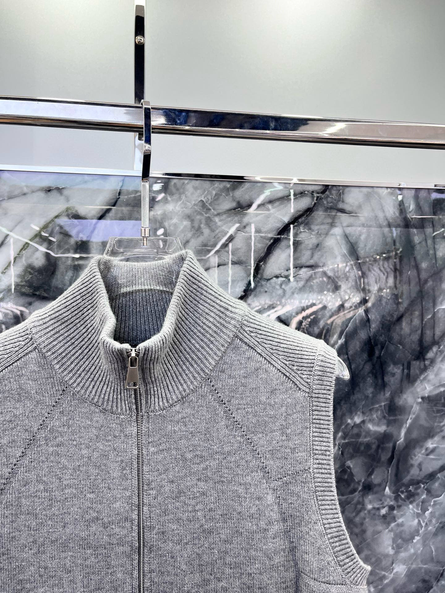 2025🔱秋冬最新款式⚜️【正常收身版型】定制32Ss双股山羊绒绵羊毛混纺面料独家首发🏆现货供应📣码数M