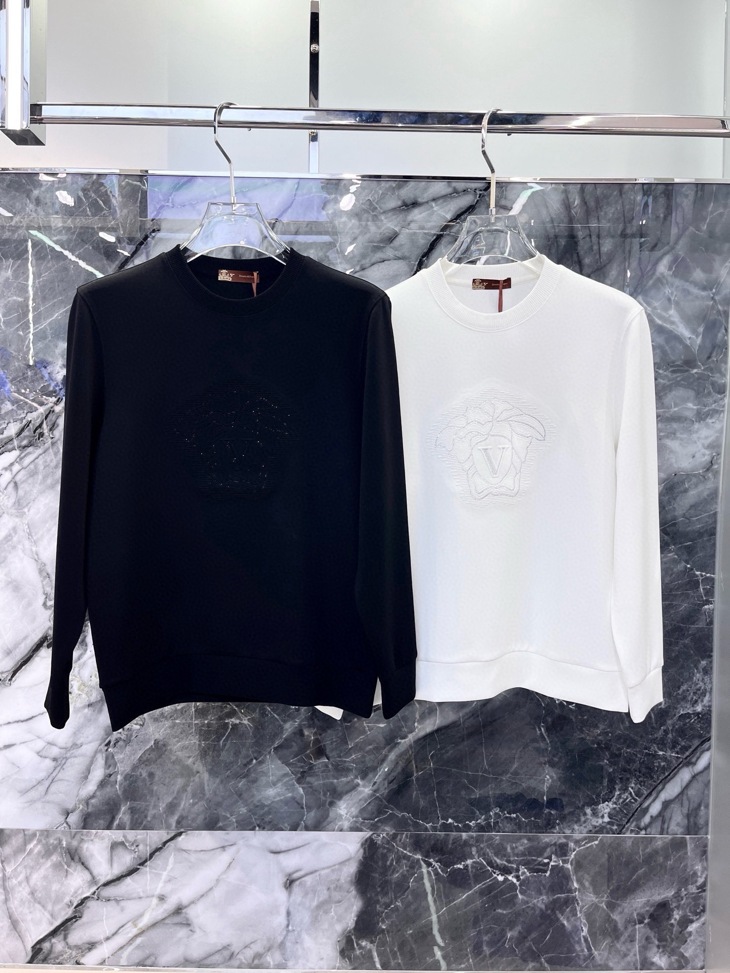 2025🔱秋冬最新款式⚜️【正常收身版型】定制高密织莫代尔空气层面料独家首发🏆现货供应📣码数M-4XL