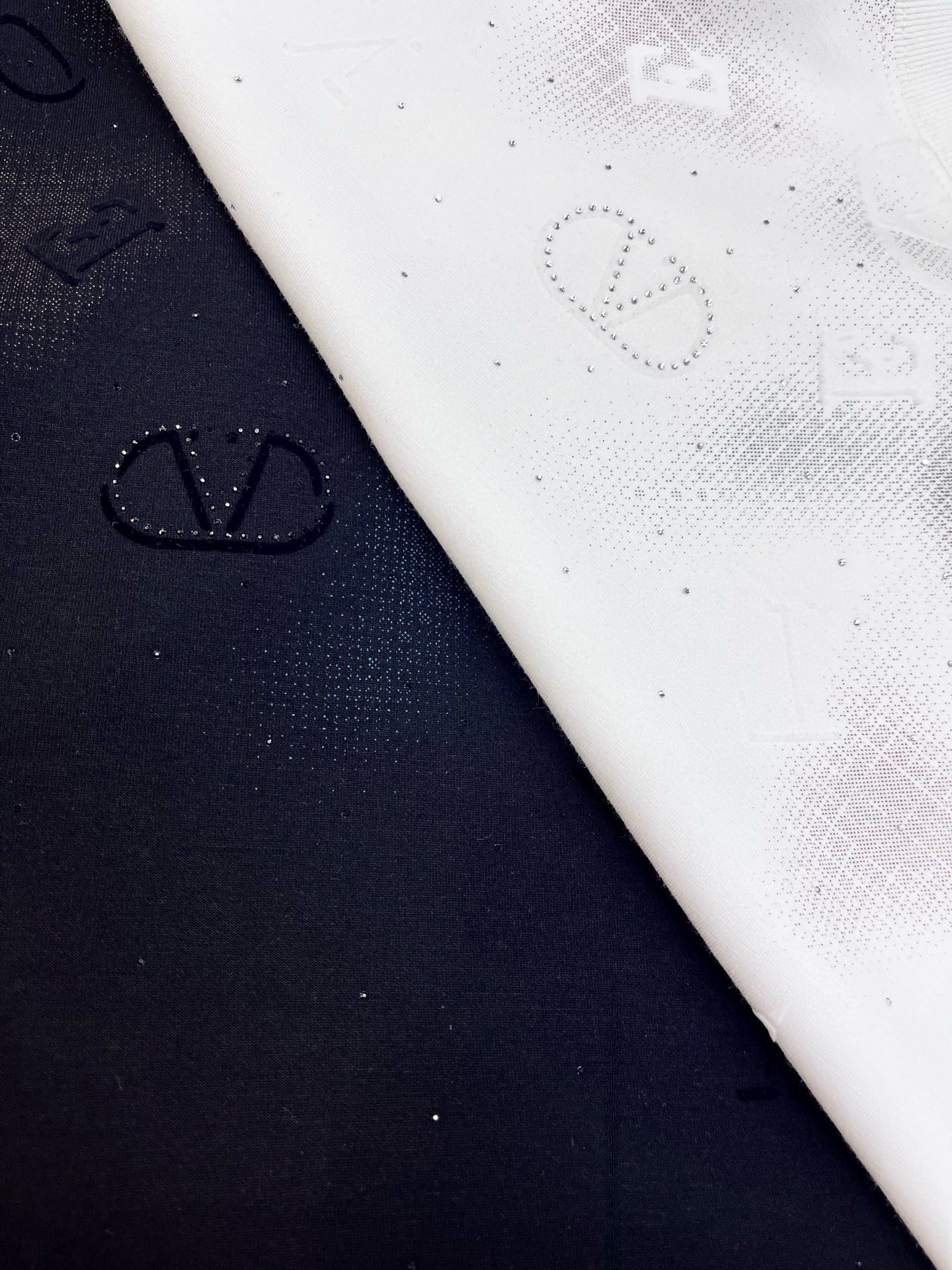 2025🔱秋冬最新款式⚜️定制高密织莫代尔空气层面料独家首发🏆现货供应📣码数M-4XL