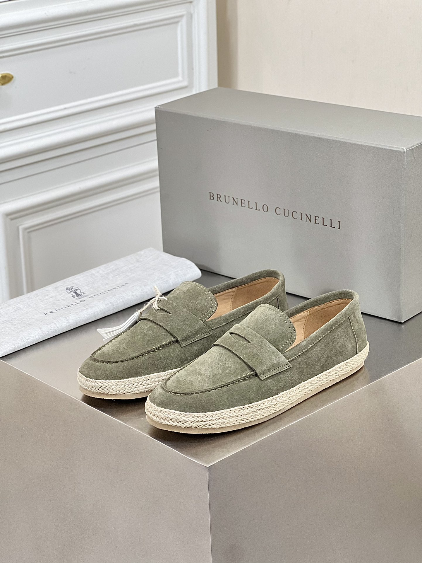 Brunello Cucinelli الأحذية الأحذية الرياضية تسوق أفضل جودة عالية
 ذكور جلد البقر مطّاط عارضة