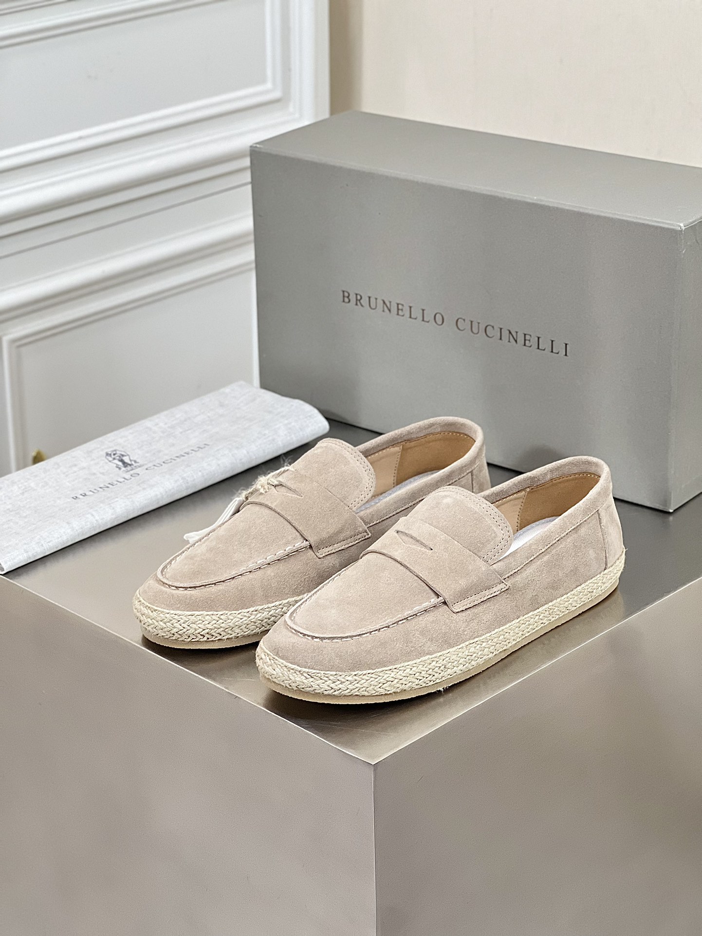 Brunello Cucinelli الأحذية الأحذية الرياضية ذكور جلد البقر مطّاط عارضة