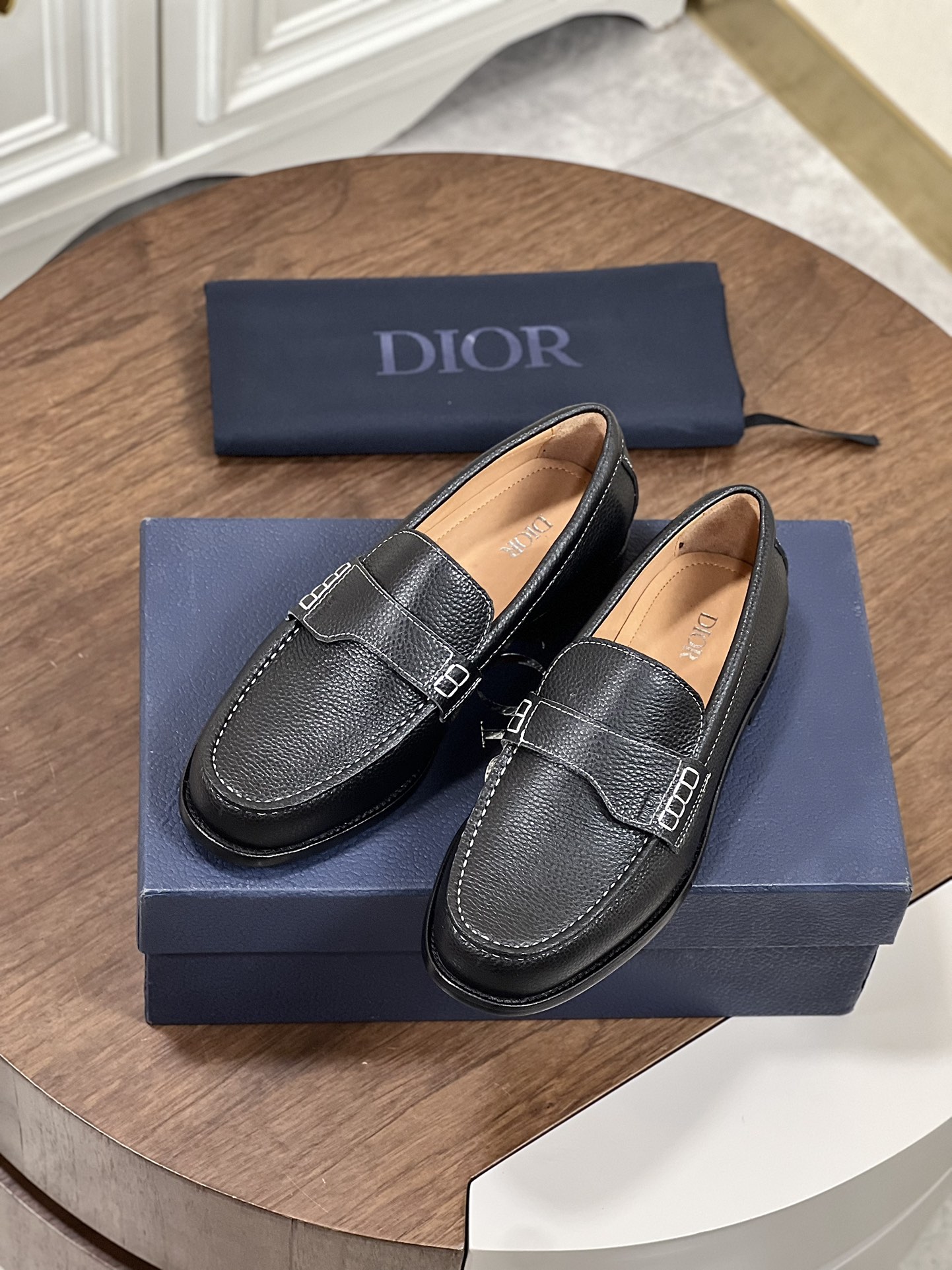 Dior Granville 男士樂福鞋 - シティスタイルに最適なエレガンス