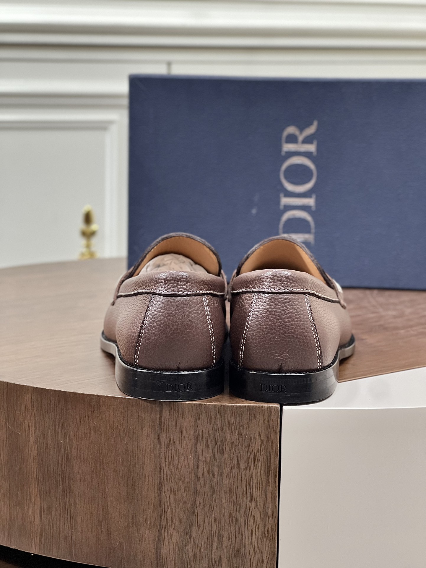 Dior 男性用グランビル楽福鞋 – ブラック粒面牛皮革製