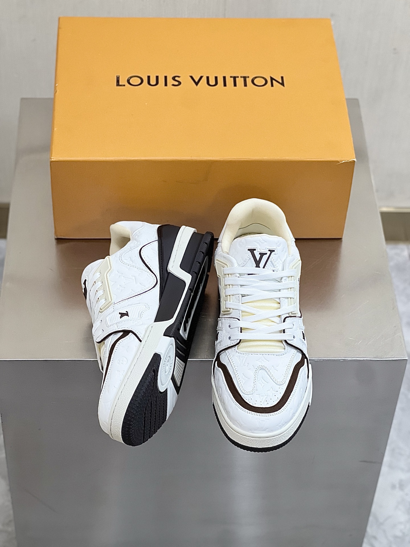 Loui*V  运动鞋运动鞋,lv,男,鞋 6