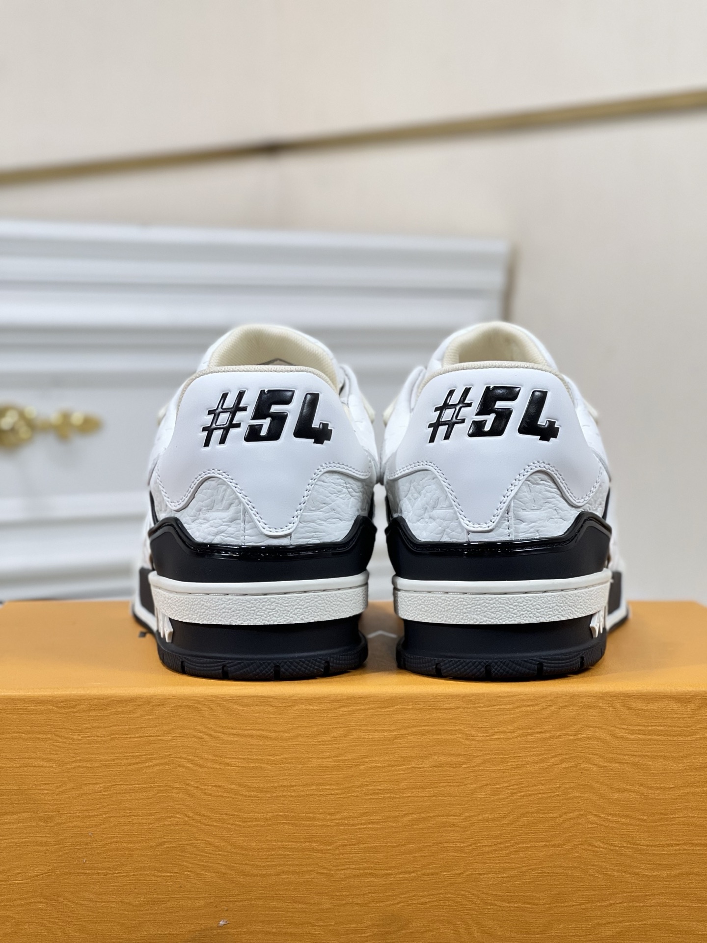 Loui*V  运动鞋运动鞋,lv,男,鞋 8