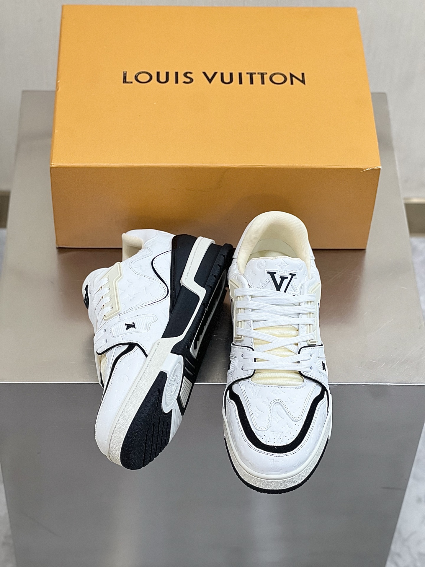 Loui*V  运动鞋运动鞋,lv,男,鞋 6