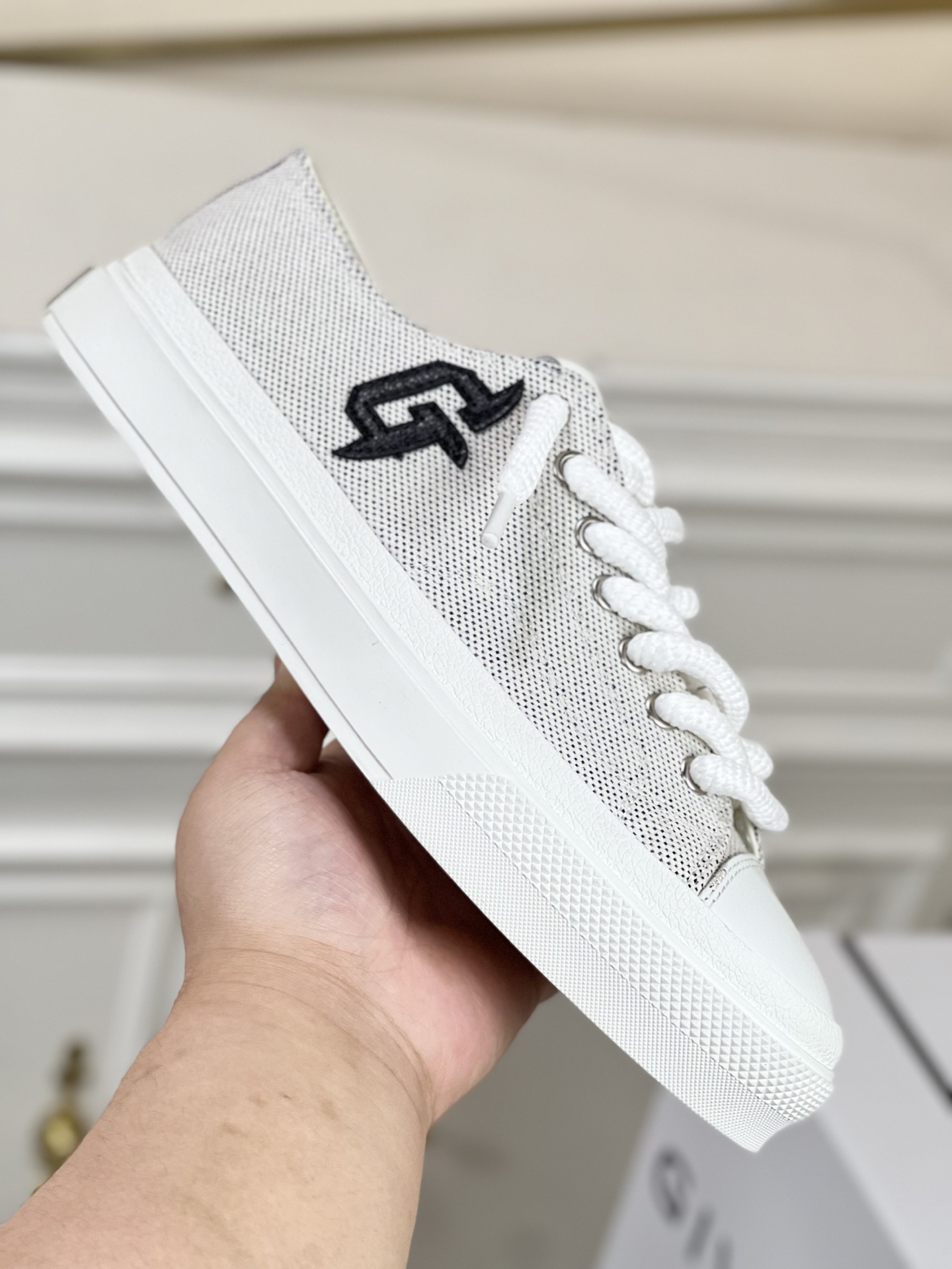 Givenchy City系列 高帮运动鞋运动鞋,鞋,givenchy 5