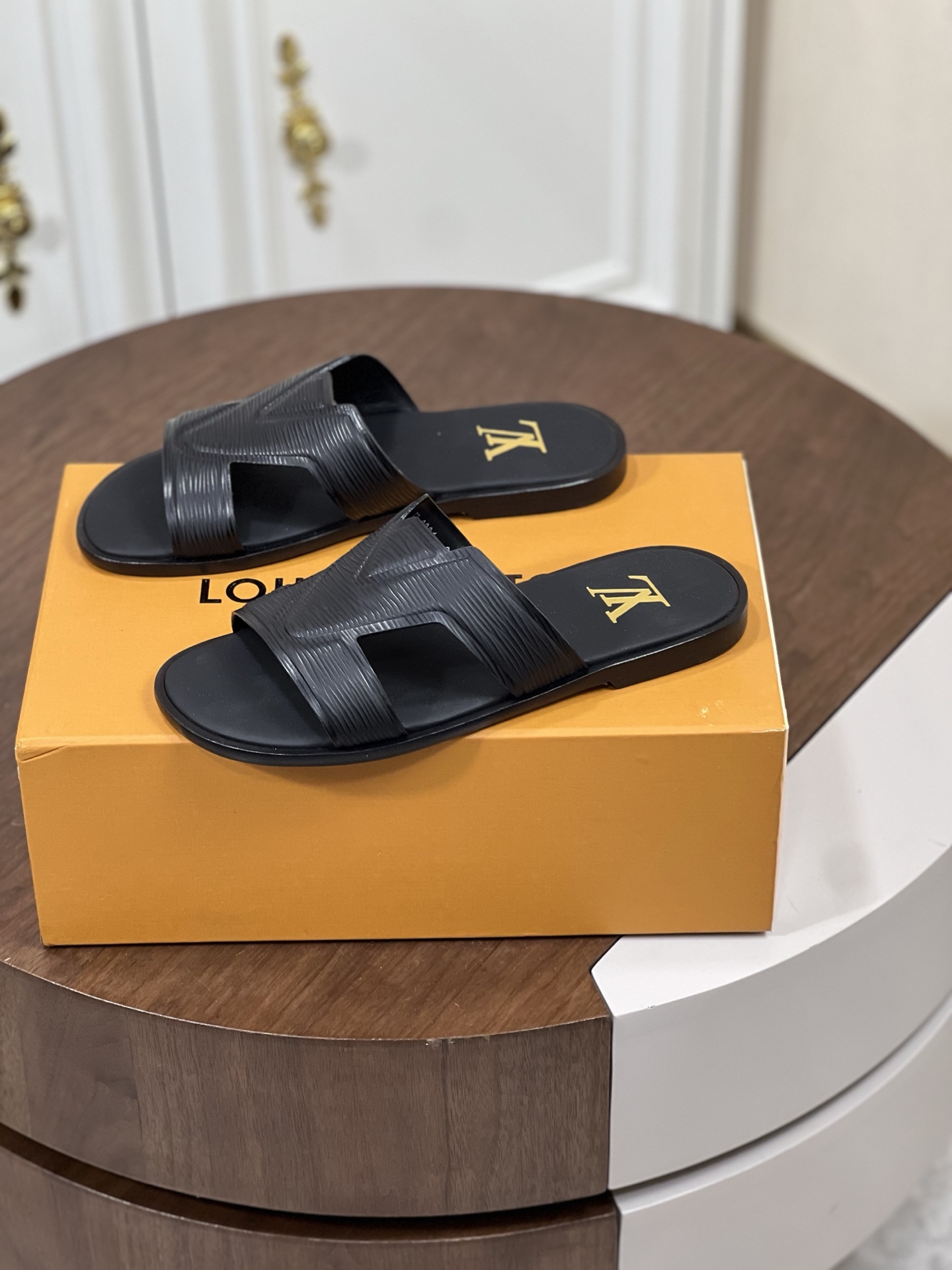 Louis Vuitton  凉拖lv,鞋 2