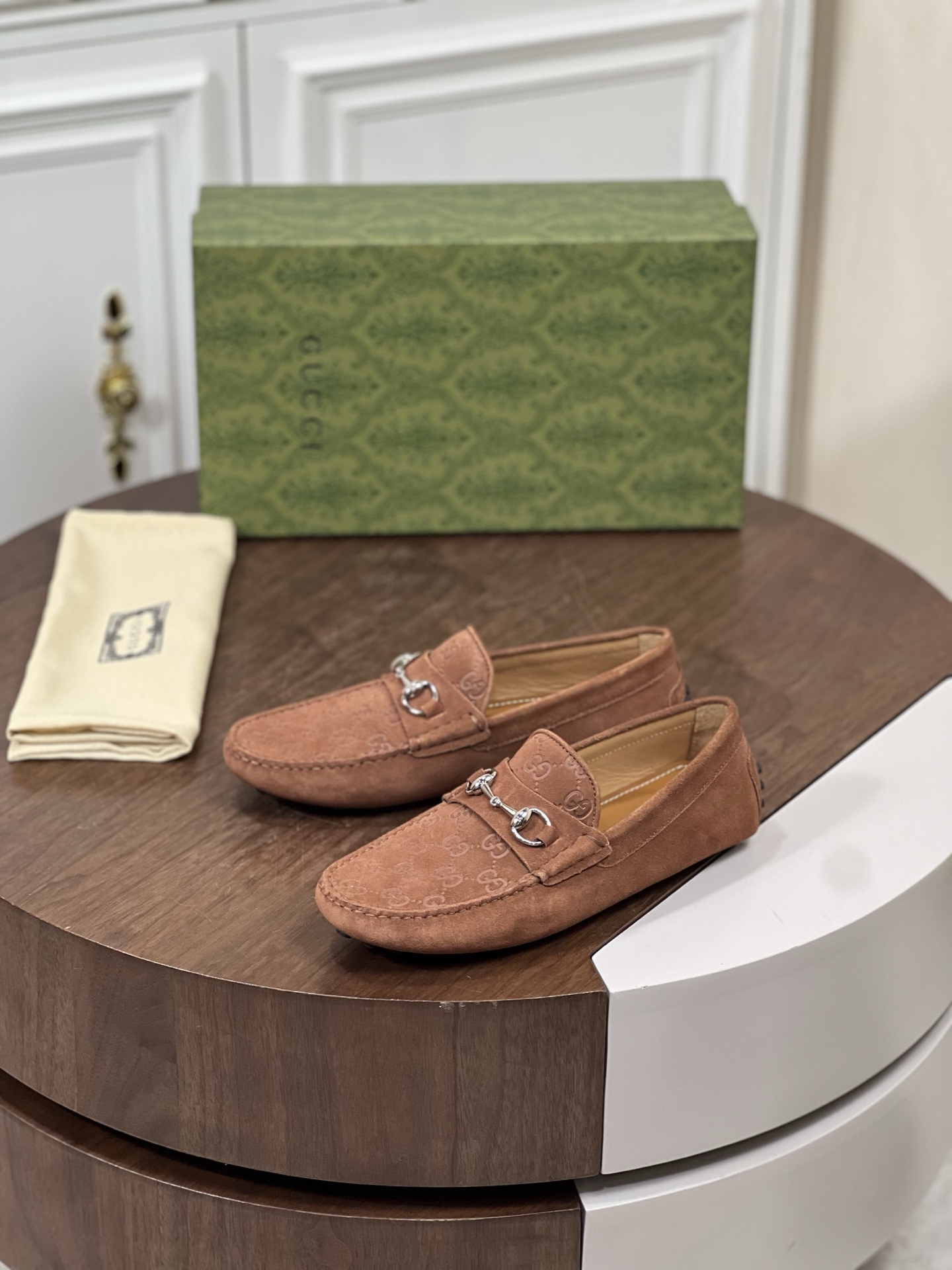 Gucc*古驰 男士一脚蹬饰饰马衔扣男士驾车鞋驾车鞋豆豆鞋
...