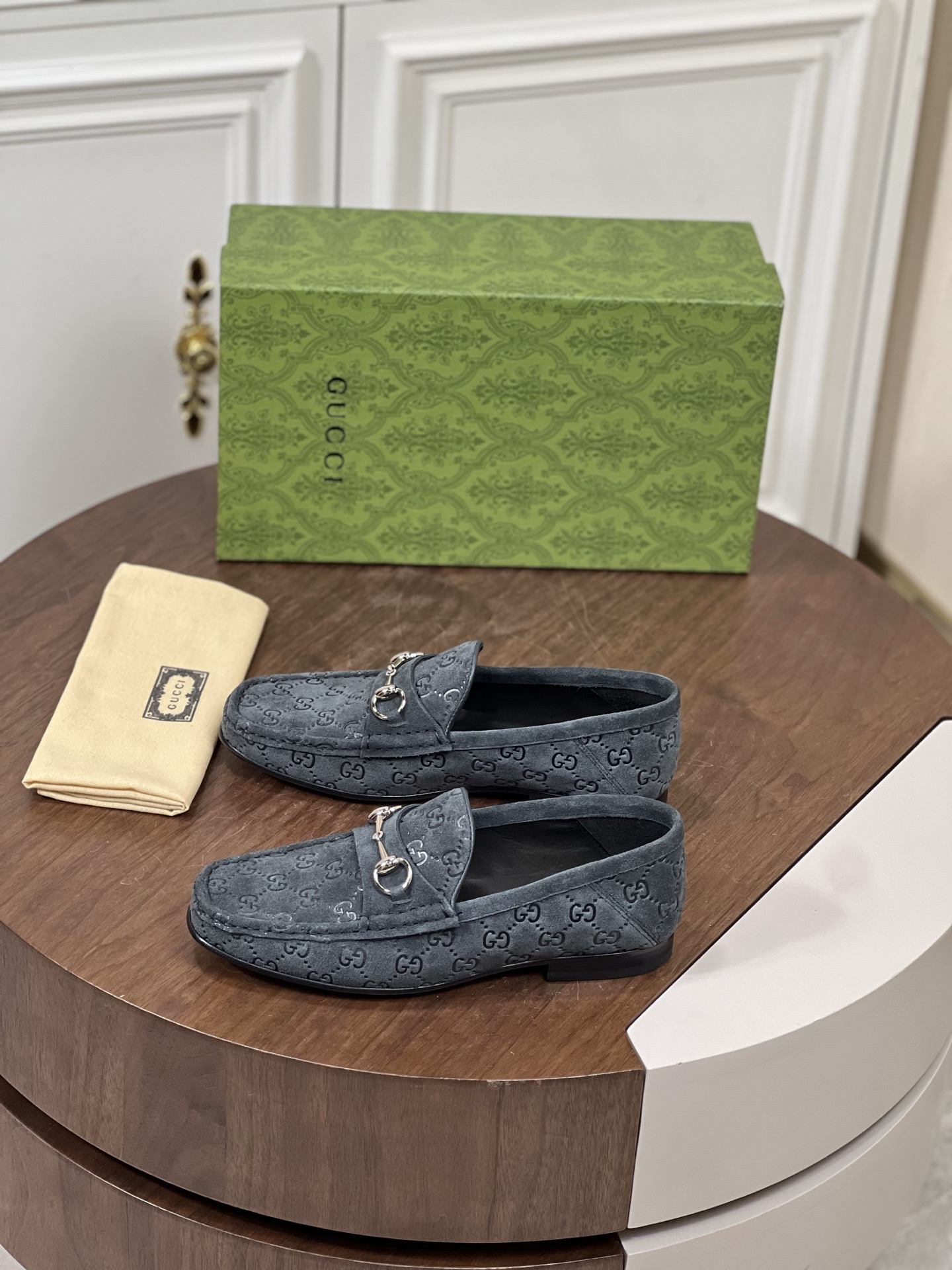 Gucci～高端真皮大底男士休闲皮鞋
鞋面选用进口头层牛皮...