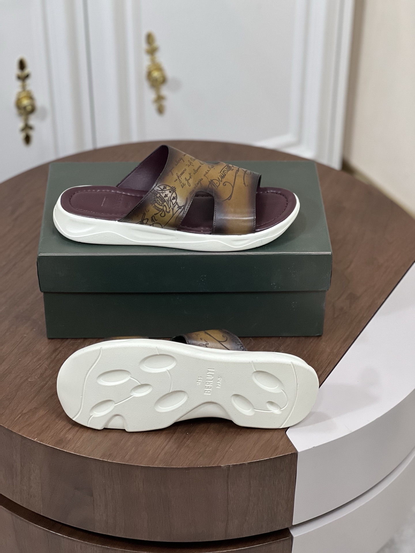 Berlutti  男士拖鞋拖鞋,男,鞋 3