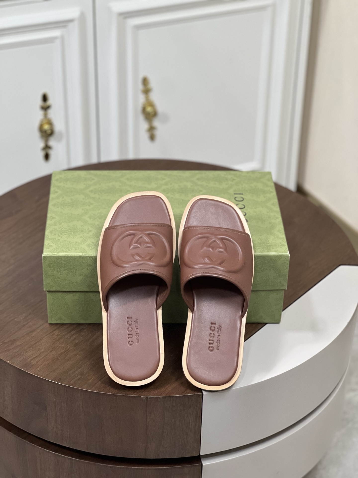 Gucci Lido 凉鞋拖鞋拖鞋,凉鞋,gucci,男,鞋 2 Gucci Lido 凉鞋拖鞋拖鞋,凉鞋,gucci,男,鞋 2