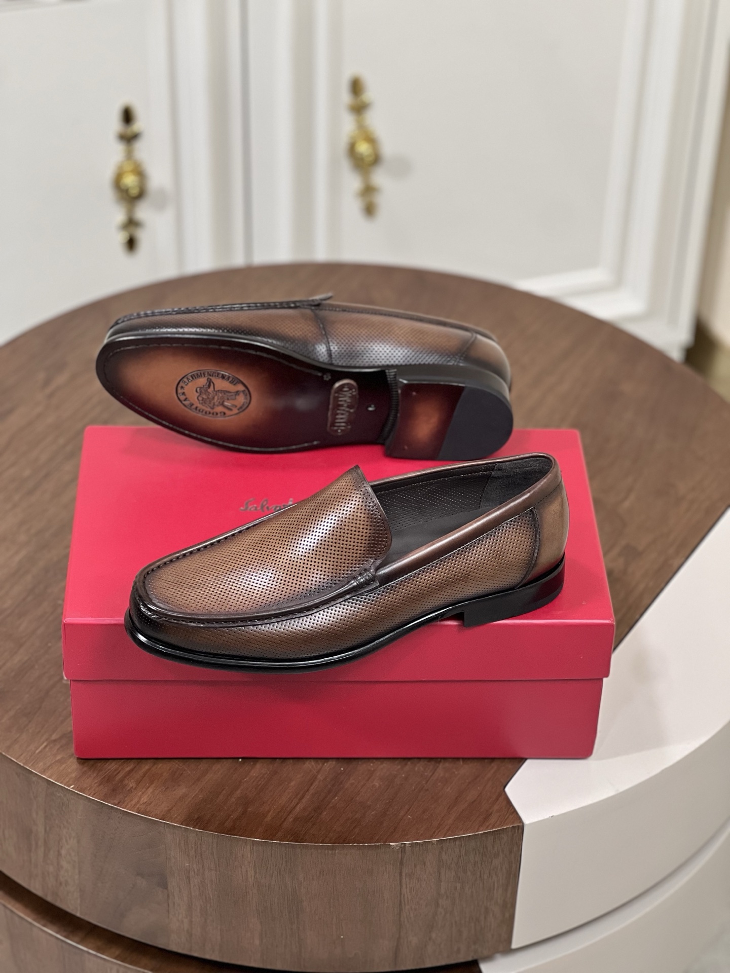 Ferragamo  商务皮鞋男,鞋 6