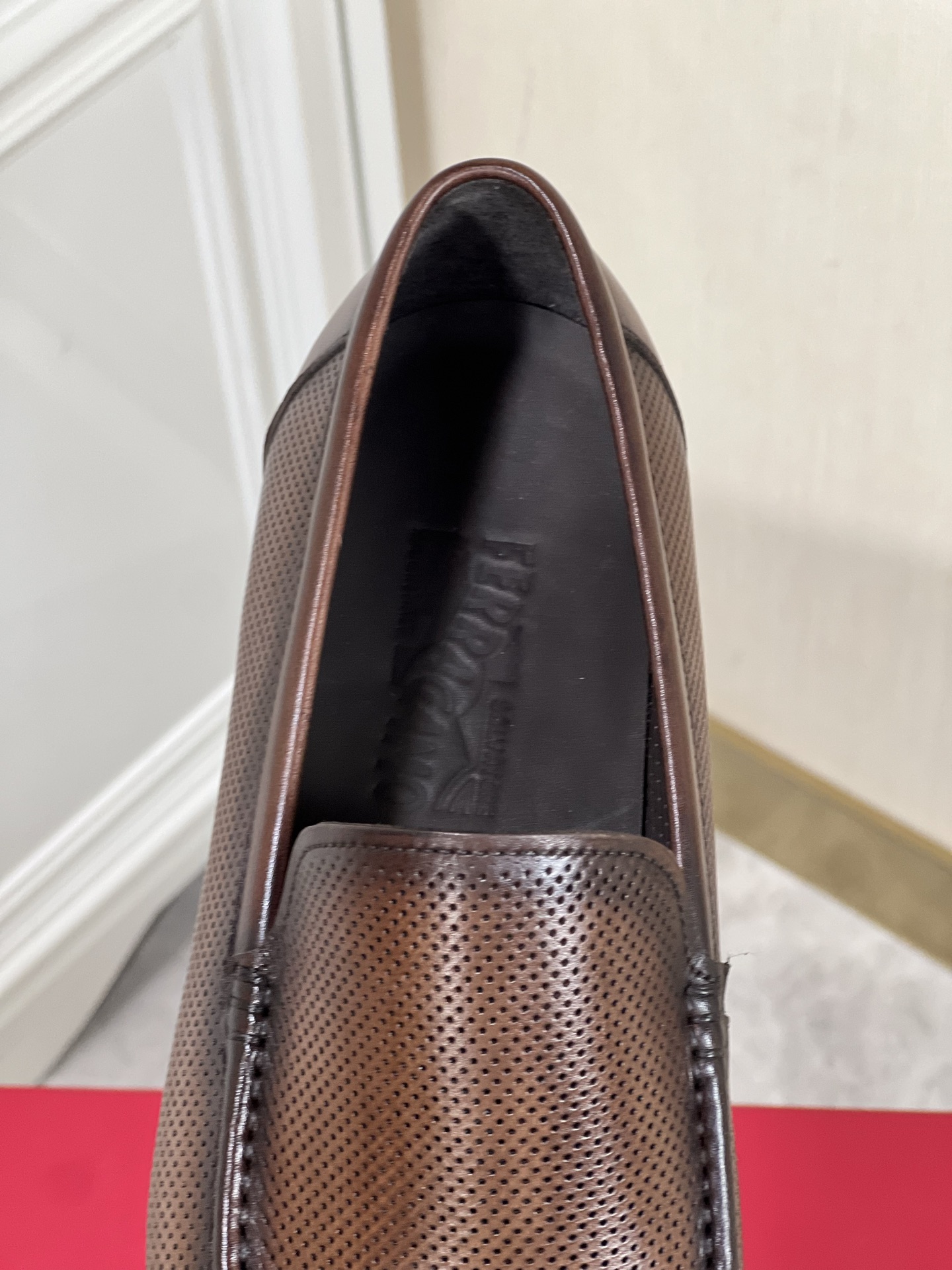 Ferragamo  商务皮鞋男,鞋 7