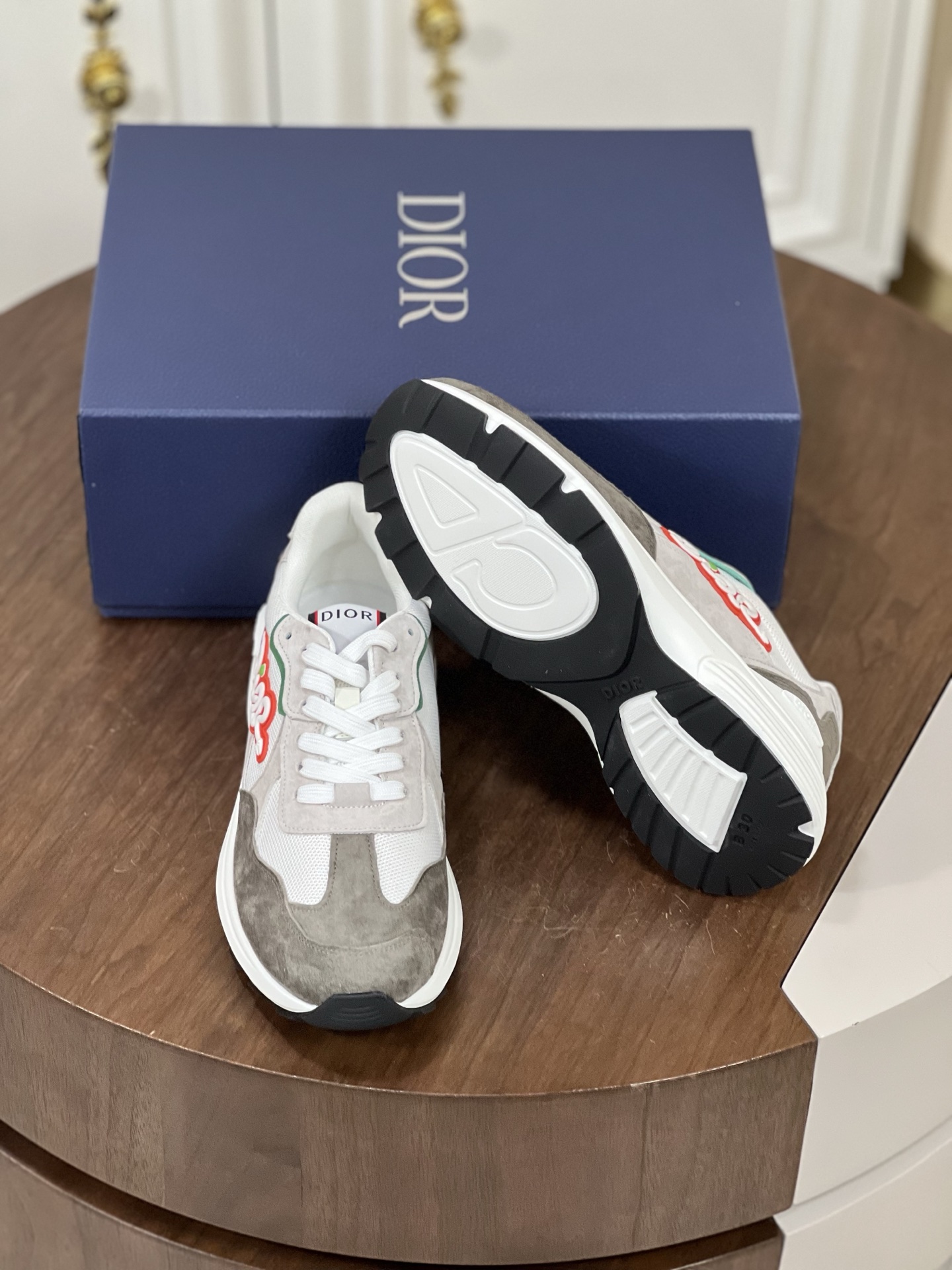 Dior KAWS尊享蛇年限定系列 运动鞋运动鞋,包,男,鞋,dior 9