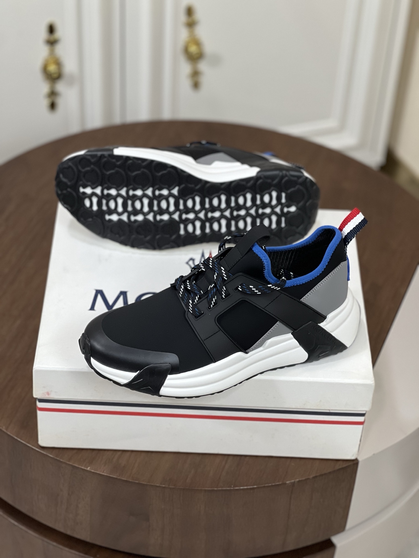 Moncler Lunarove 运动鞋运动鞋,moncler,鞋 4 Moncler Lunarove 运动鞋运动鞋,moncler,鞋 4