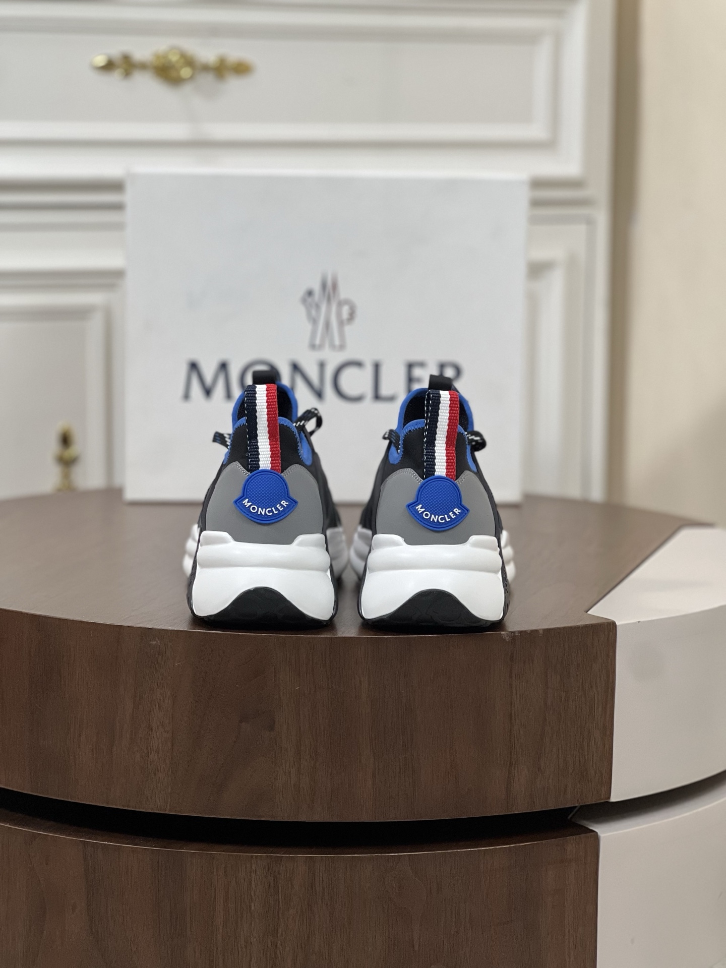 Moncler Lunarove 运动鞋运动鞋,moncler,鞋 7 Moncler Lunarove 运动鞋运动鞋,moncler,鞋 7