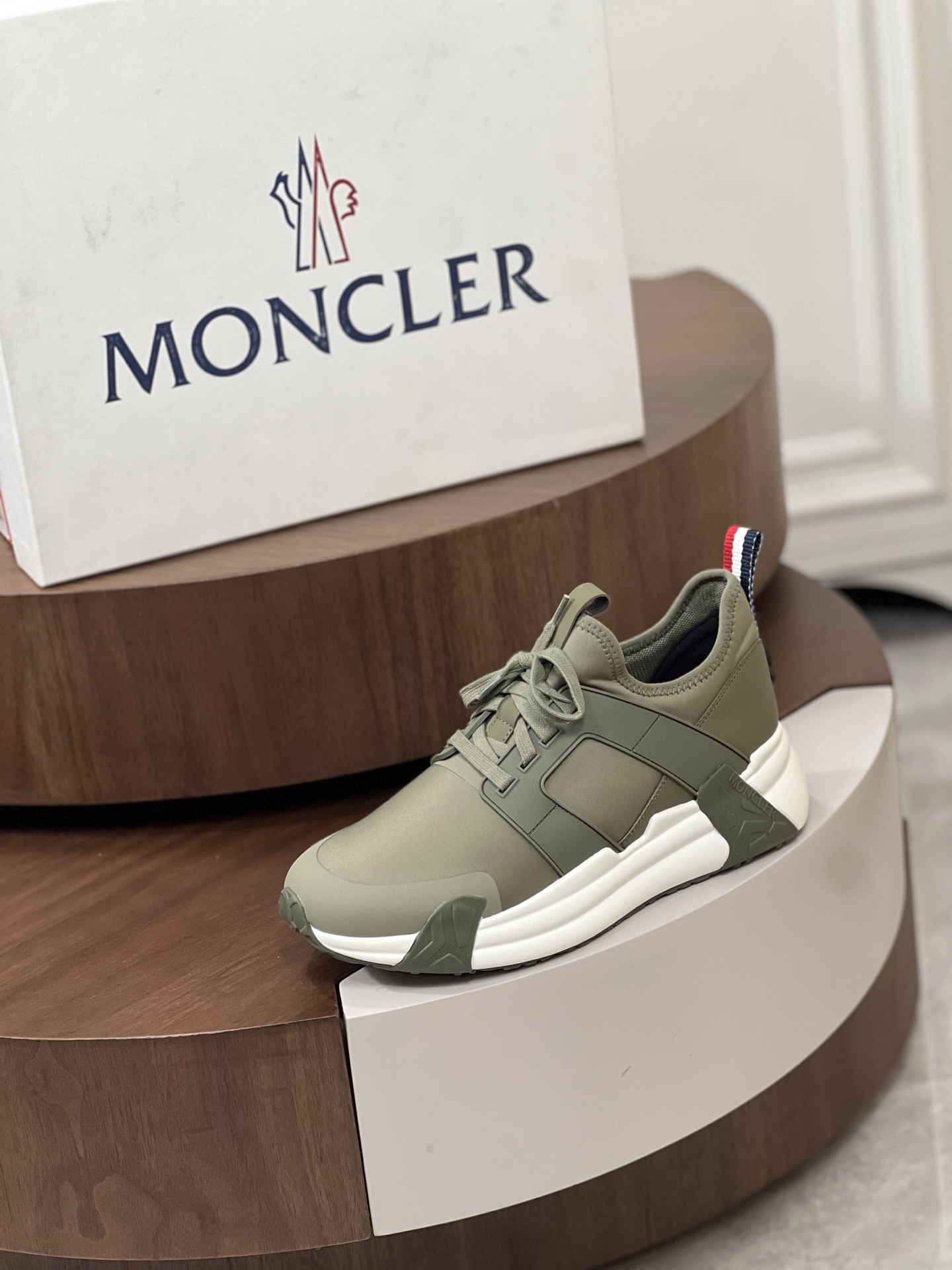 Moncler Lunarove 运动鞋运动鞋,moncler,鞋 5
