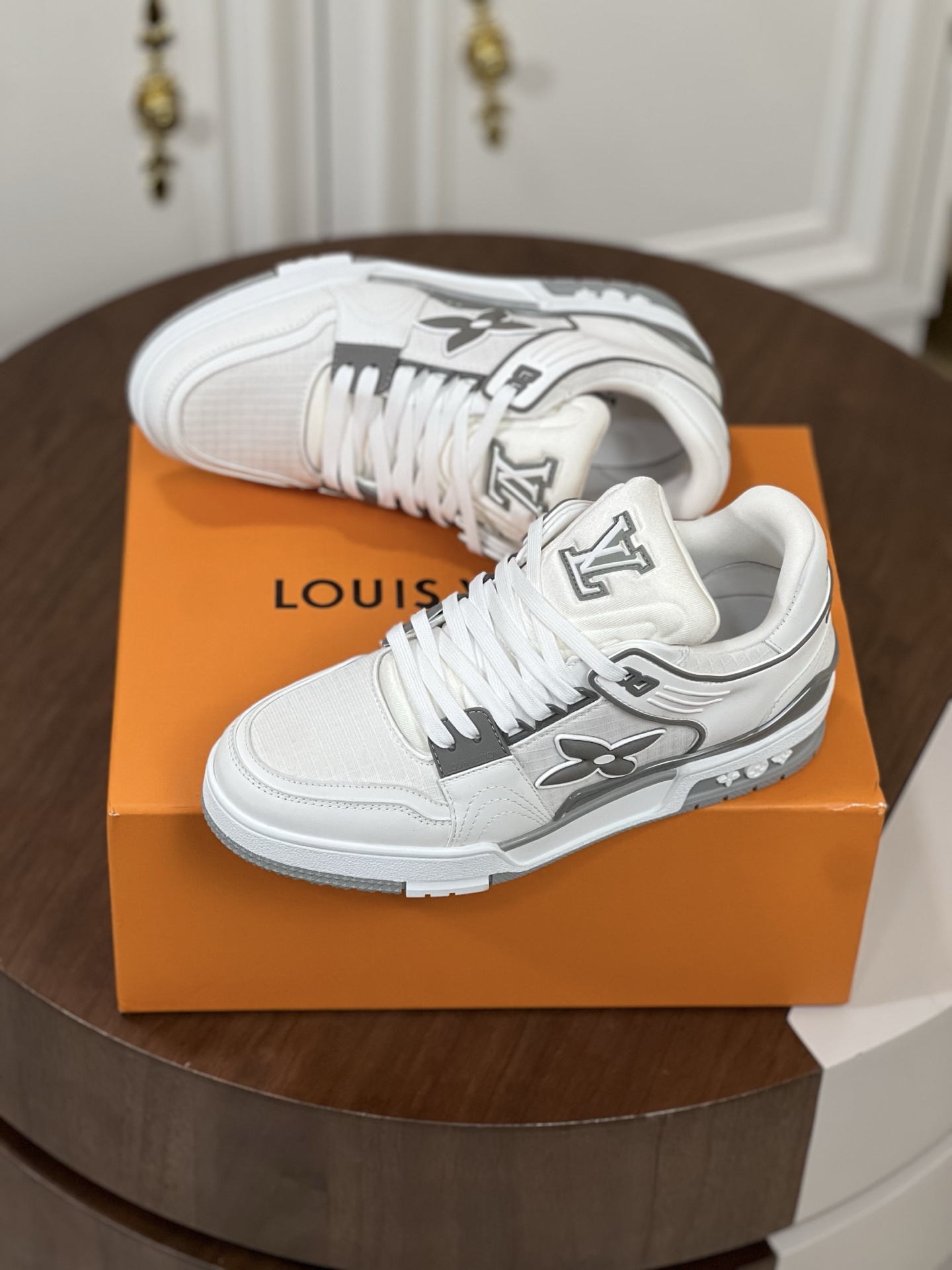 Louis Vuitton LV Trainer 运动鞋运动鞋,lv,男,鞋 3 Louis Vuitton LV Trainer 运动鞋运动鞋,lv,男,鞋 3