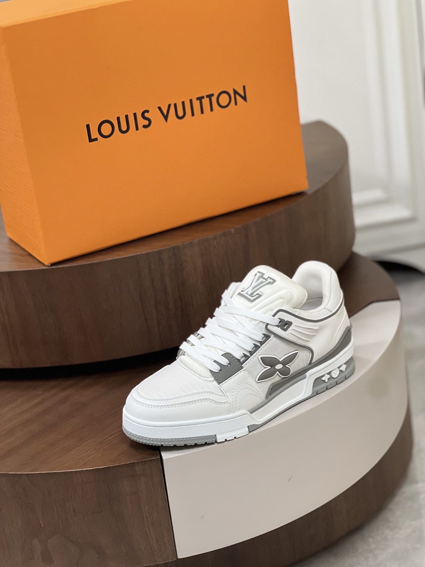 Louis Vuitton LV Trainer 运动鞋运动鞋,lv,男,鞋 5 Louis Vuitton LV Trainer 运动鞋运动鞋,lv,男,鞋 5