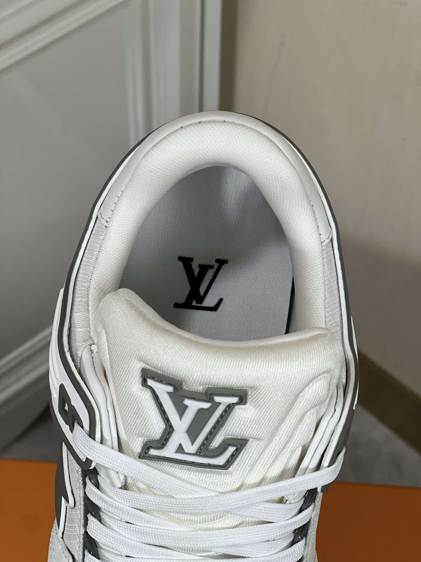 Louis Vuitton LV Trainer 运动鞋运动鞋,lv,男,鞋 8 Louis Vuitton LV Trainer 运动鞋运动鞋,lv,男,鞋 8