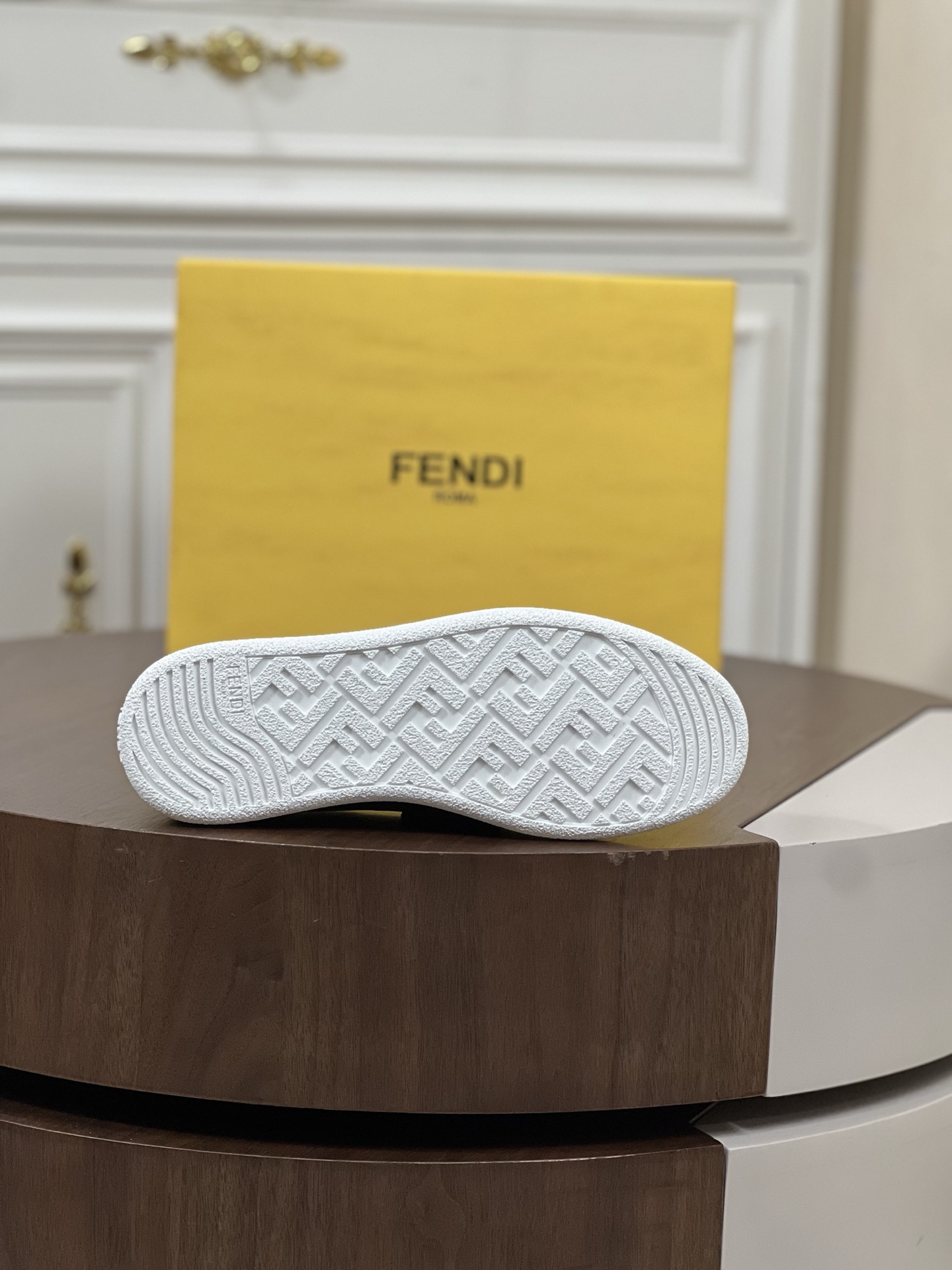 Fendi  乐福鞋鞋 9