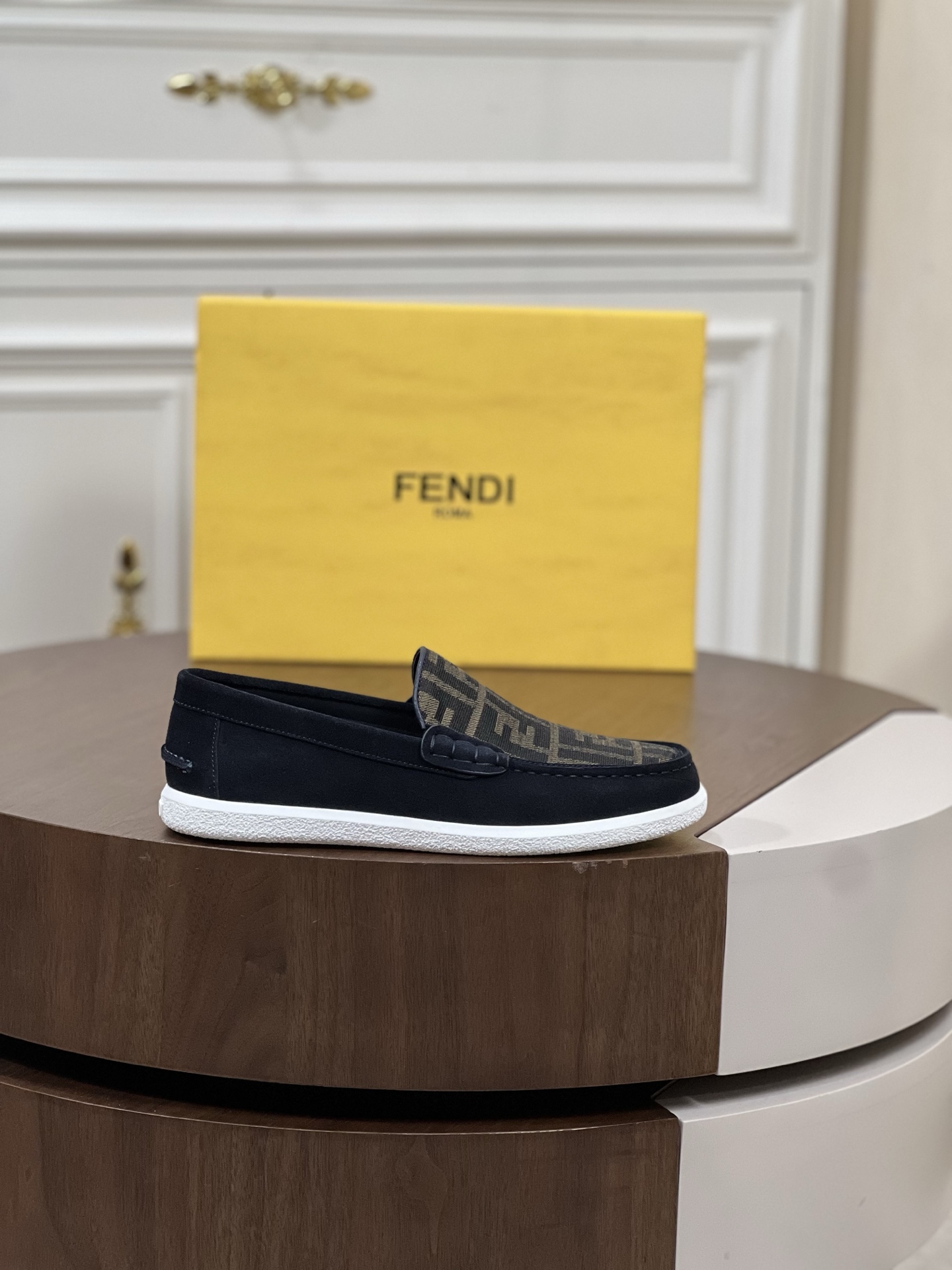 Fendi FF 乐福鞋鞋 2