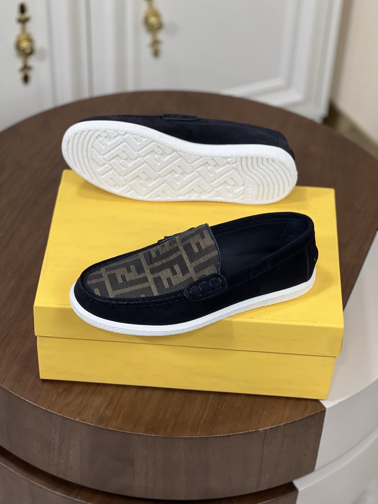 Fendi FF 乐福鞋鞋 4