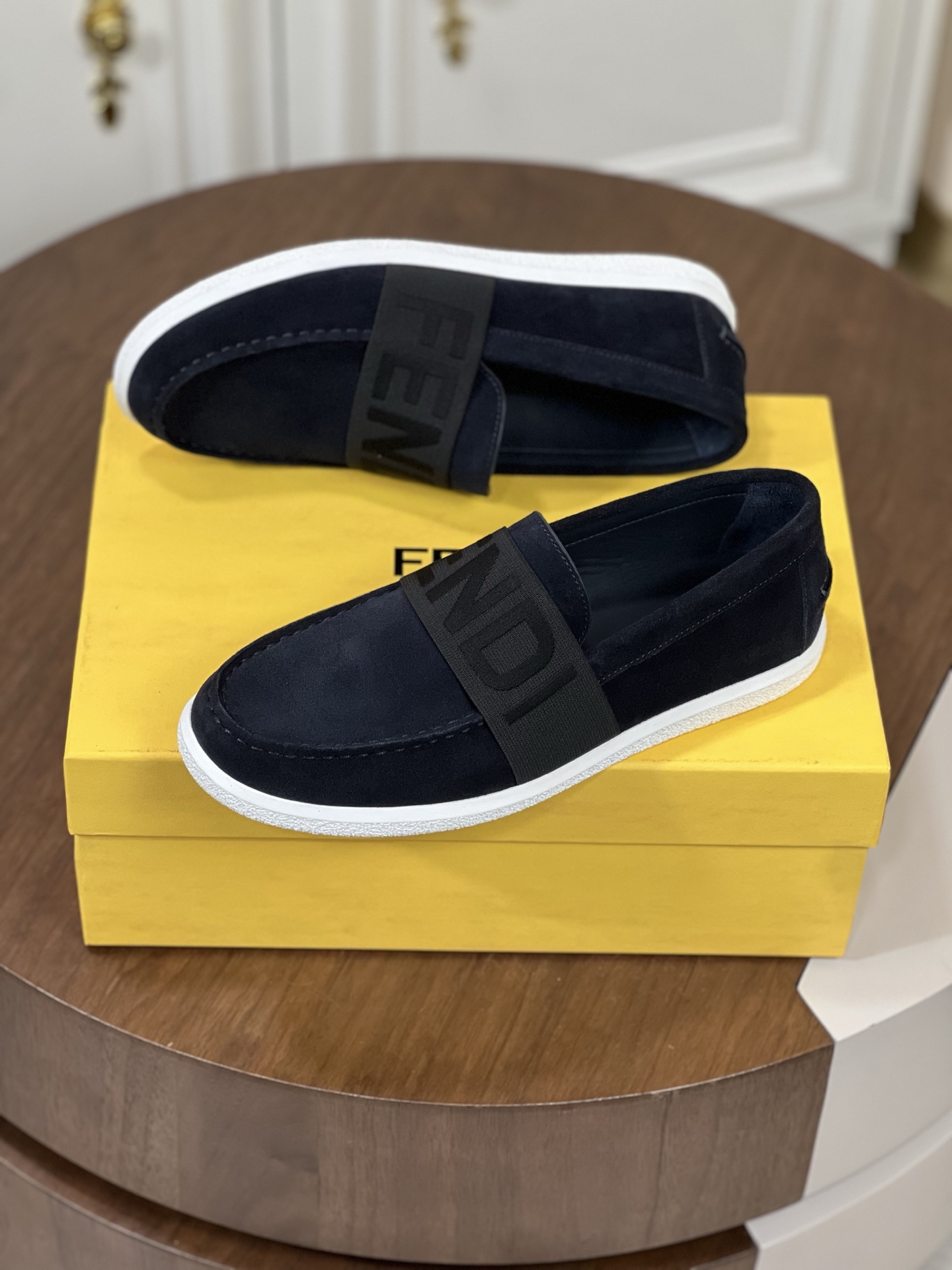 Fendi  乐福鞋鞋 3