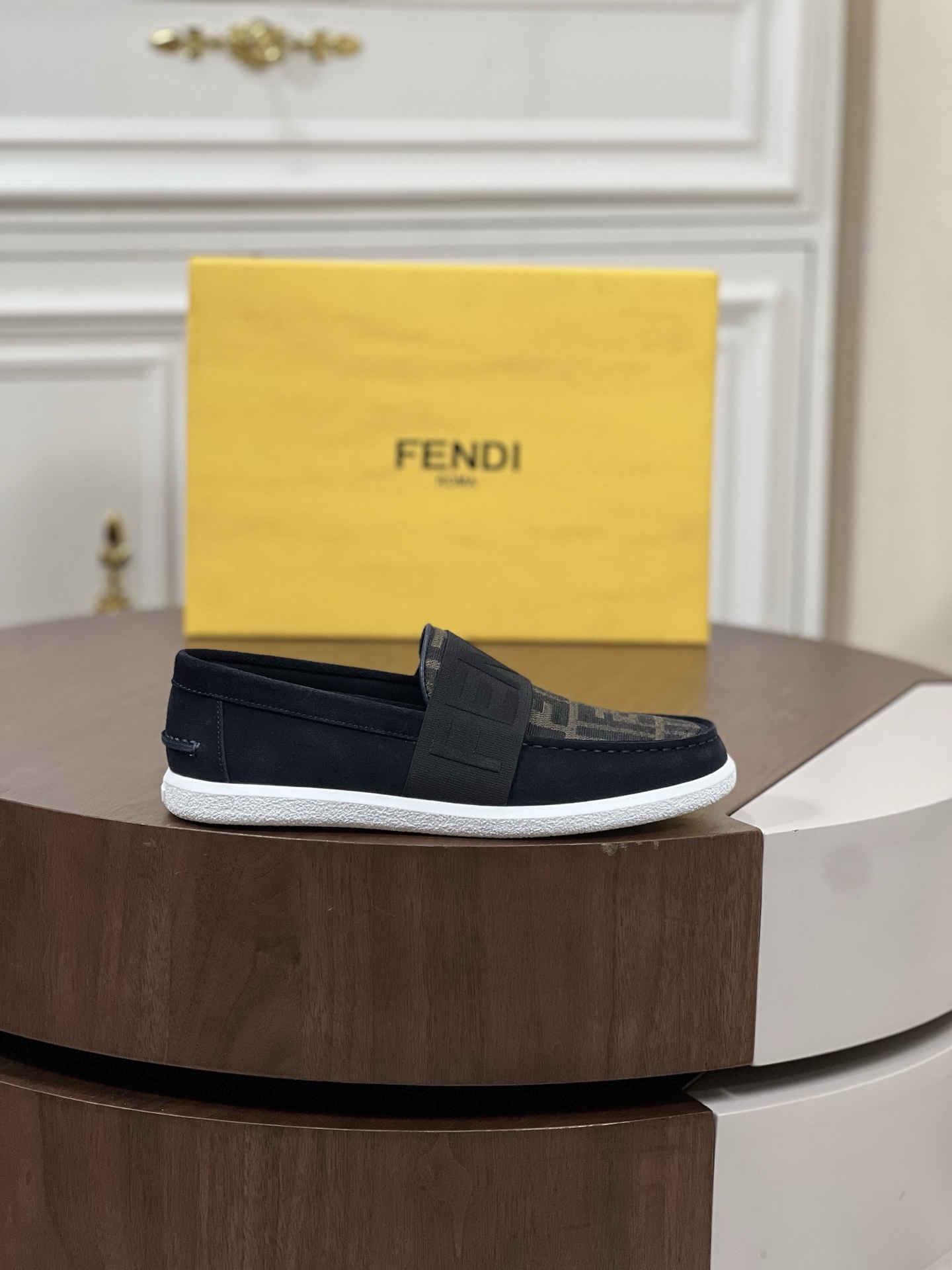 Fendi Leather Loafers鞋 2 Fendi Leather Loafers鞋 2