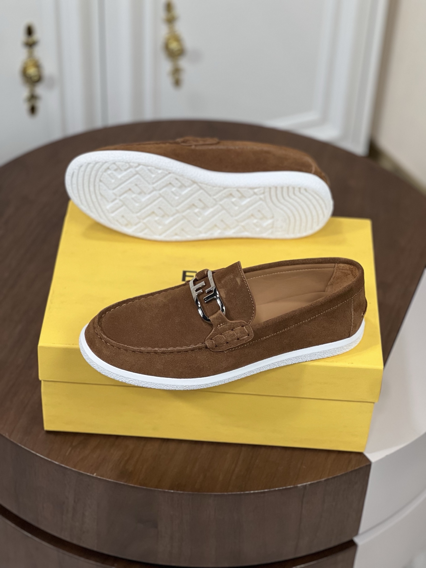 Fendi  乐福鞋鞋 4