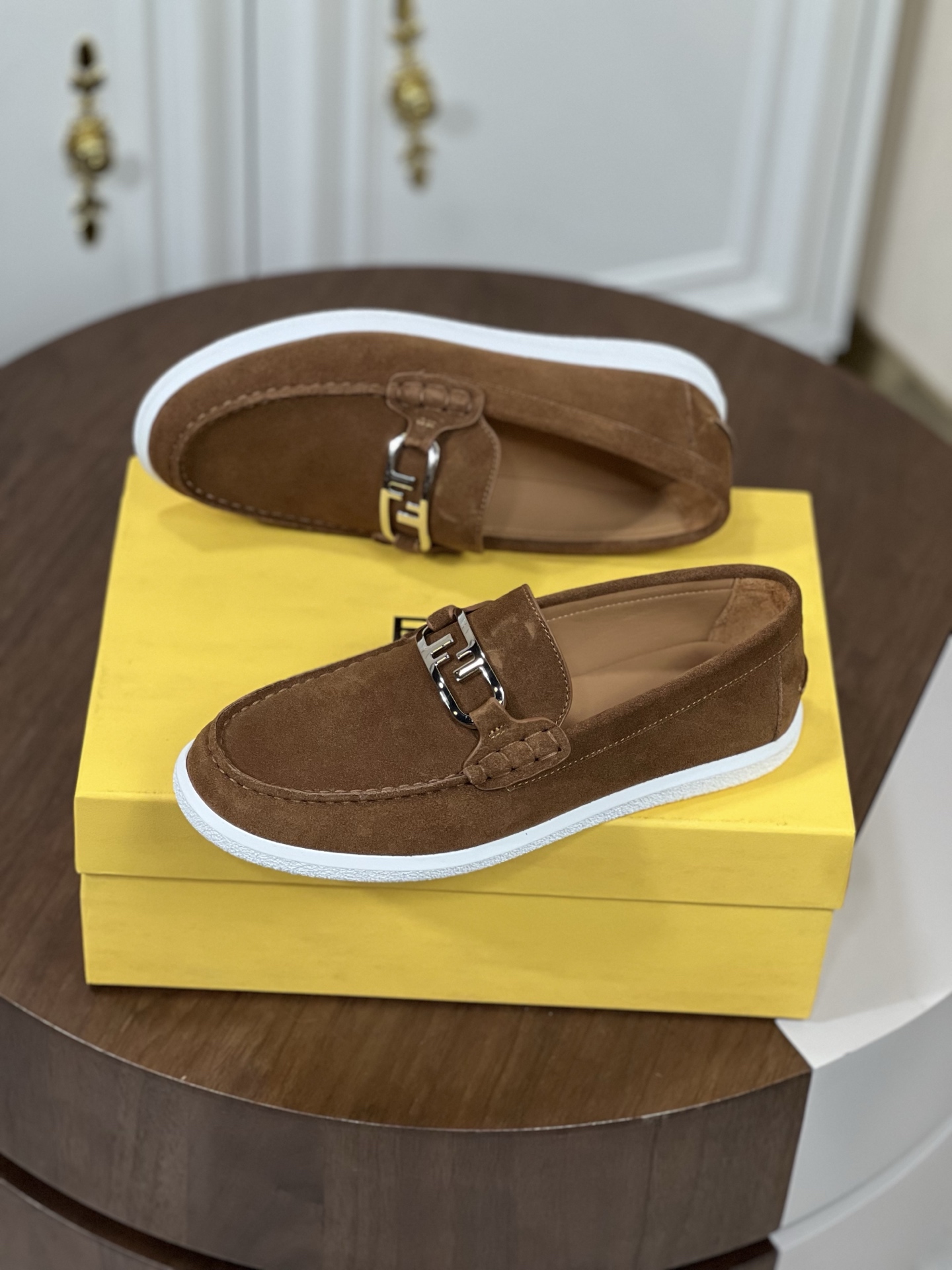 Fendi  乐福鞋鞋 3