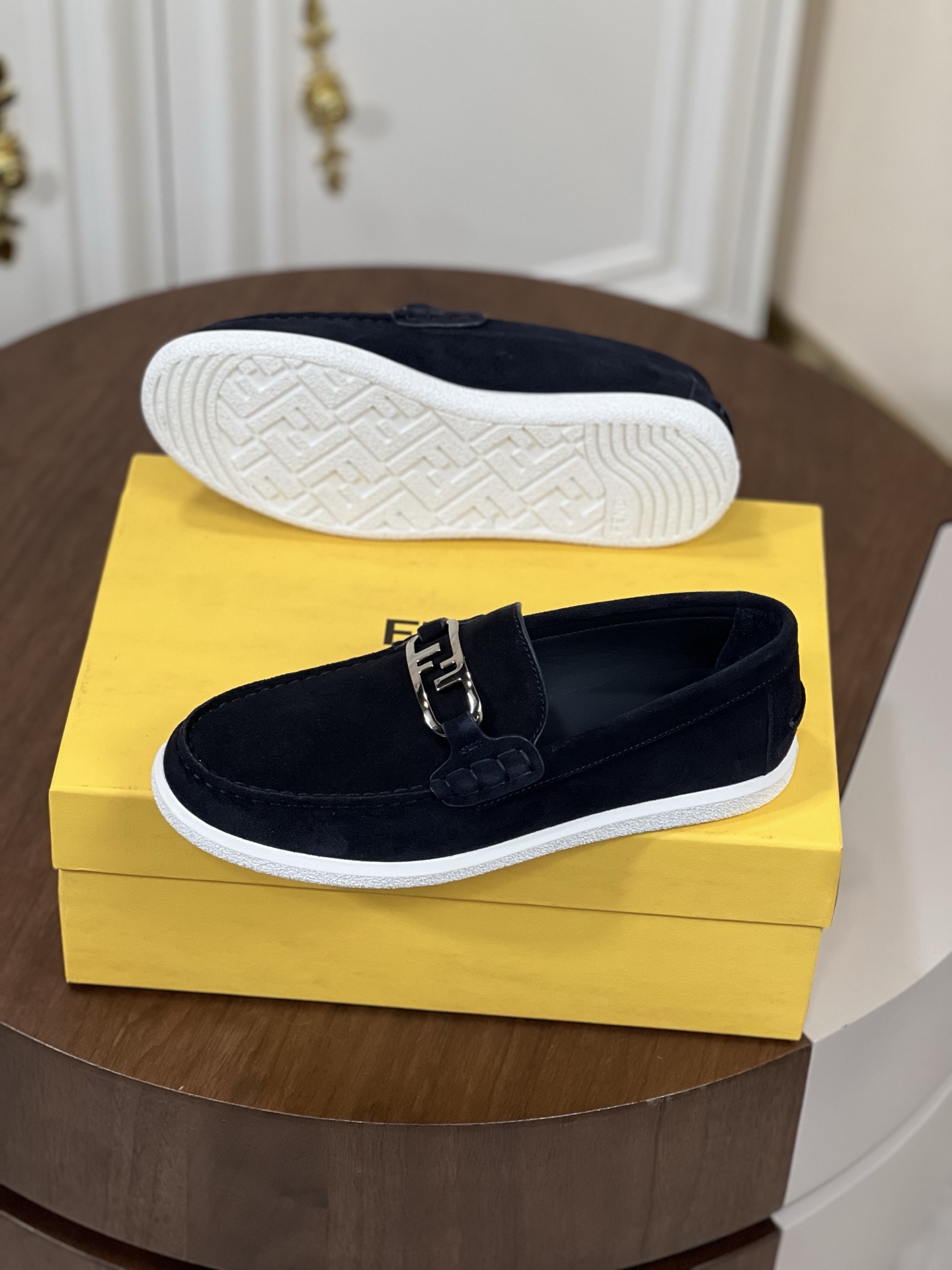 Fendi  乐福鞋鞋 4