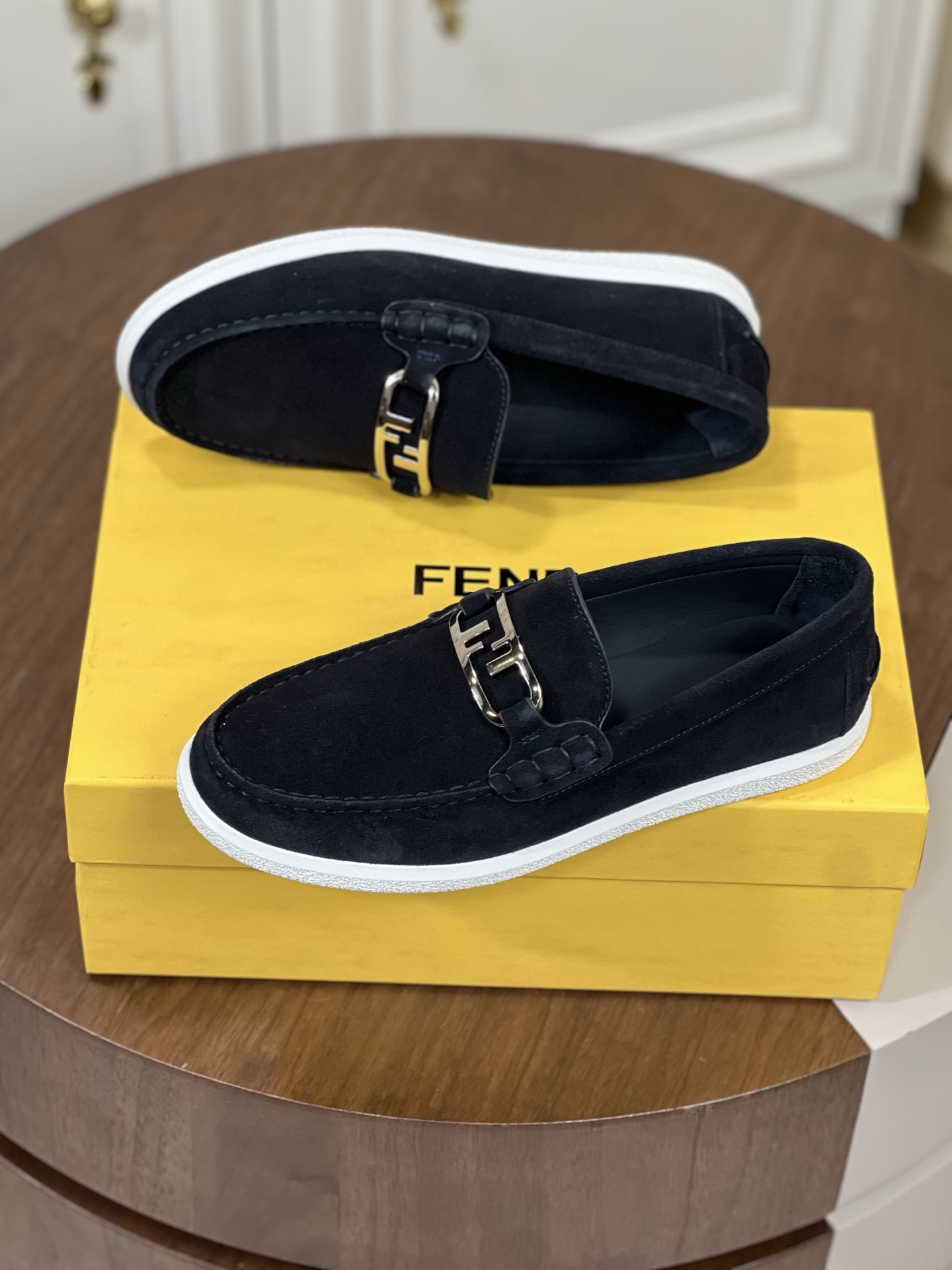 Fendi  乐福鞋鞋 3