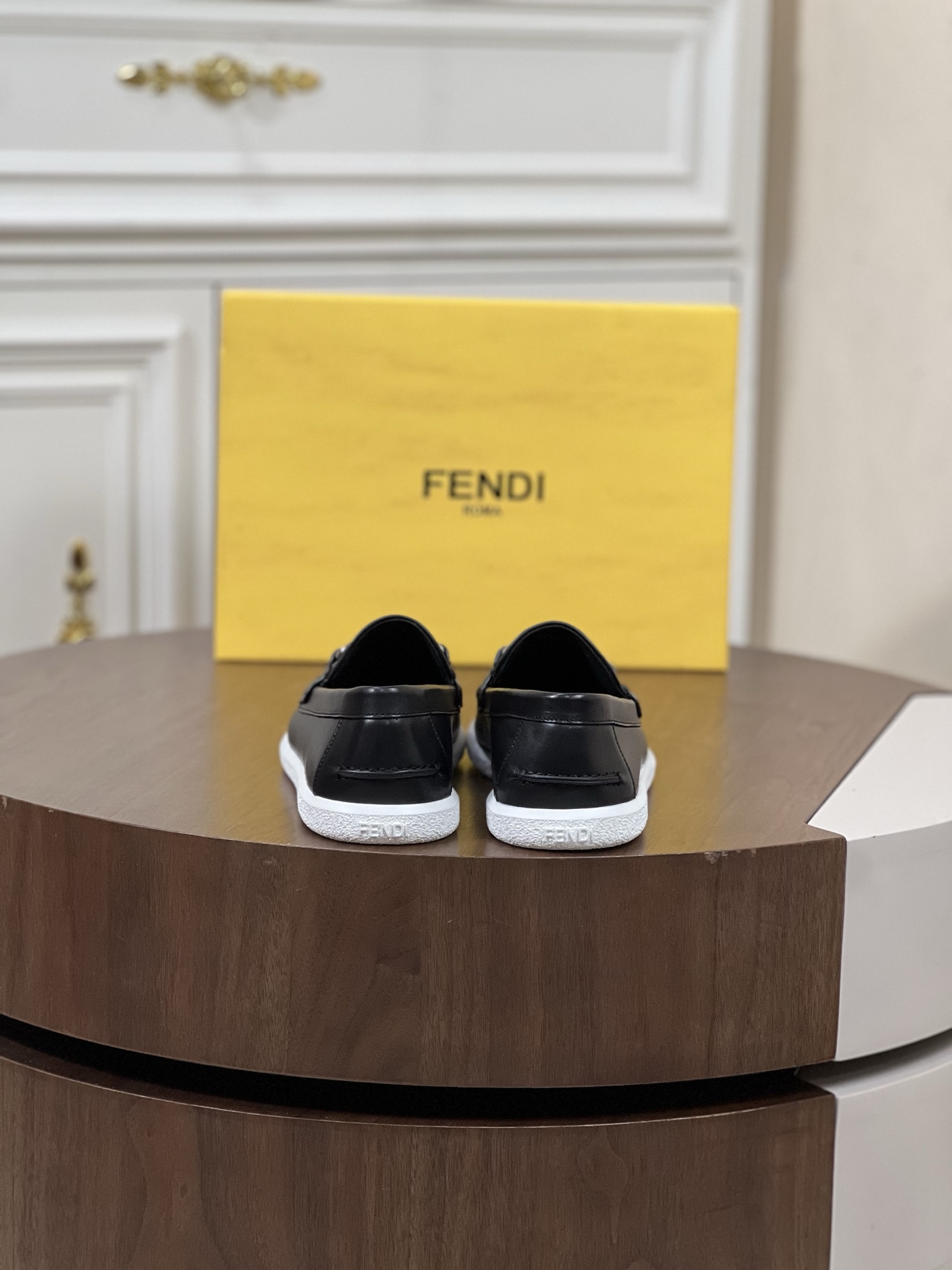 Fendi FF 乐福鞋鞋 7 Fendi FF 乐福鞋鞋 7