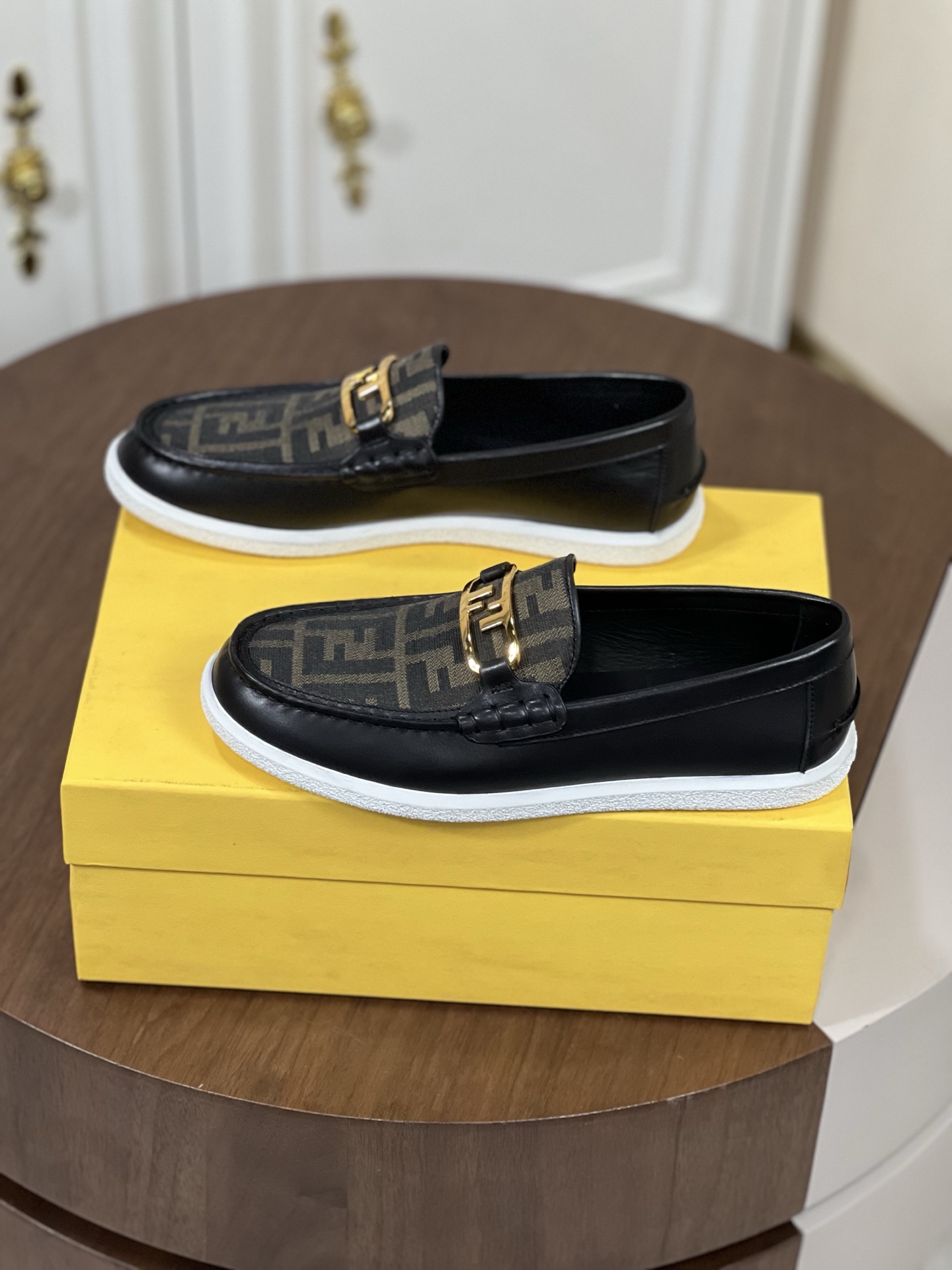 Fendi FF 乐福鞋鞋 6