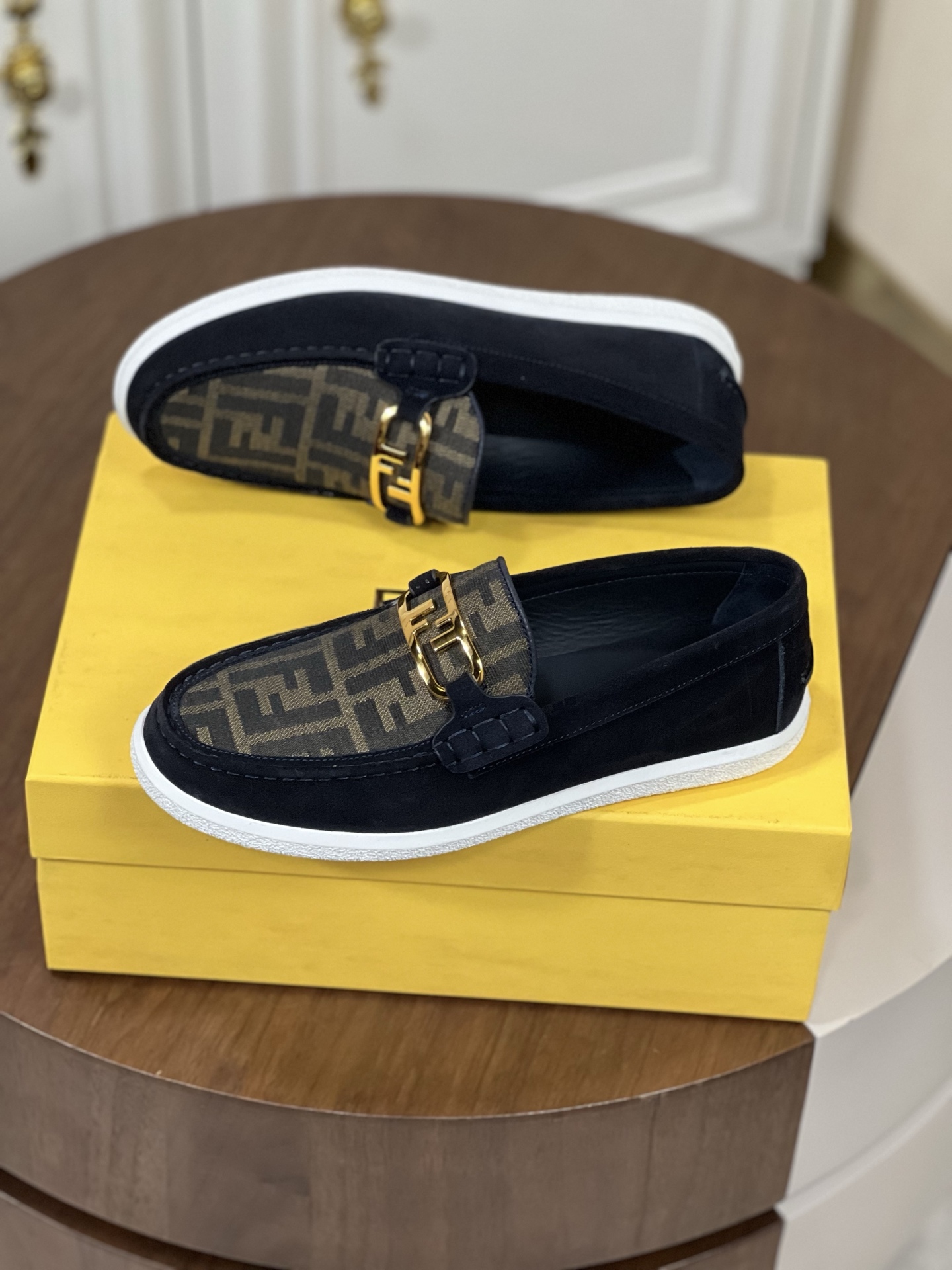 Fendi FF 乐福鞋鞋 3