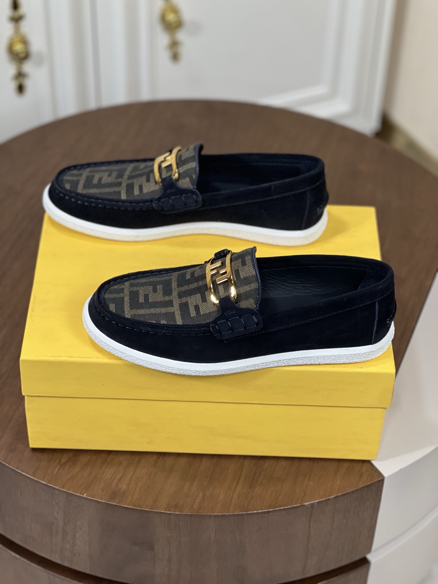 Fendi FF 乐福鞋鞋 6