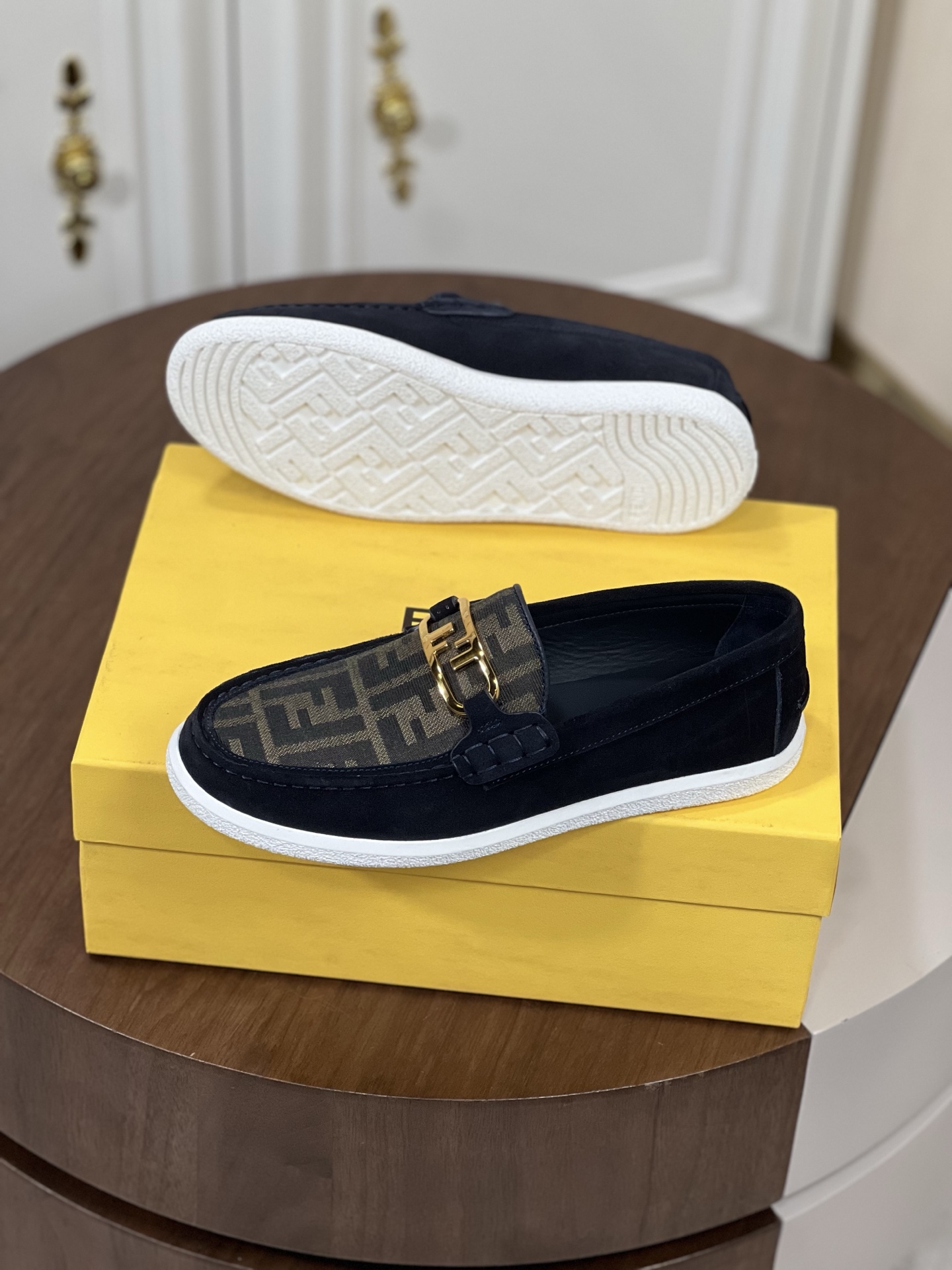 Fendi FF 乐福鞋鞋 4