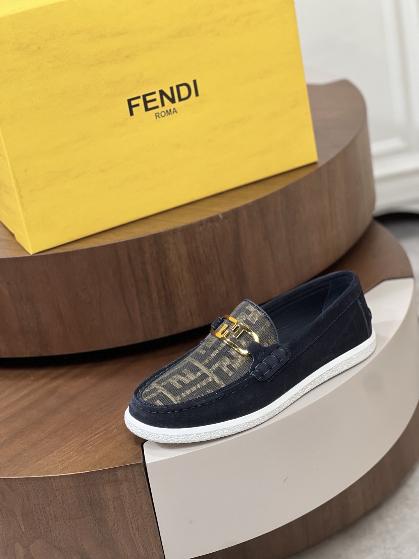 Fendi FF 乐福鞋鞋 5