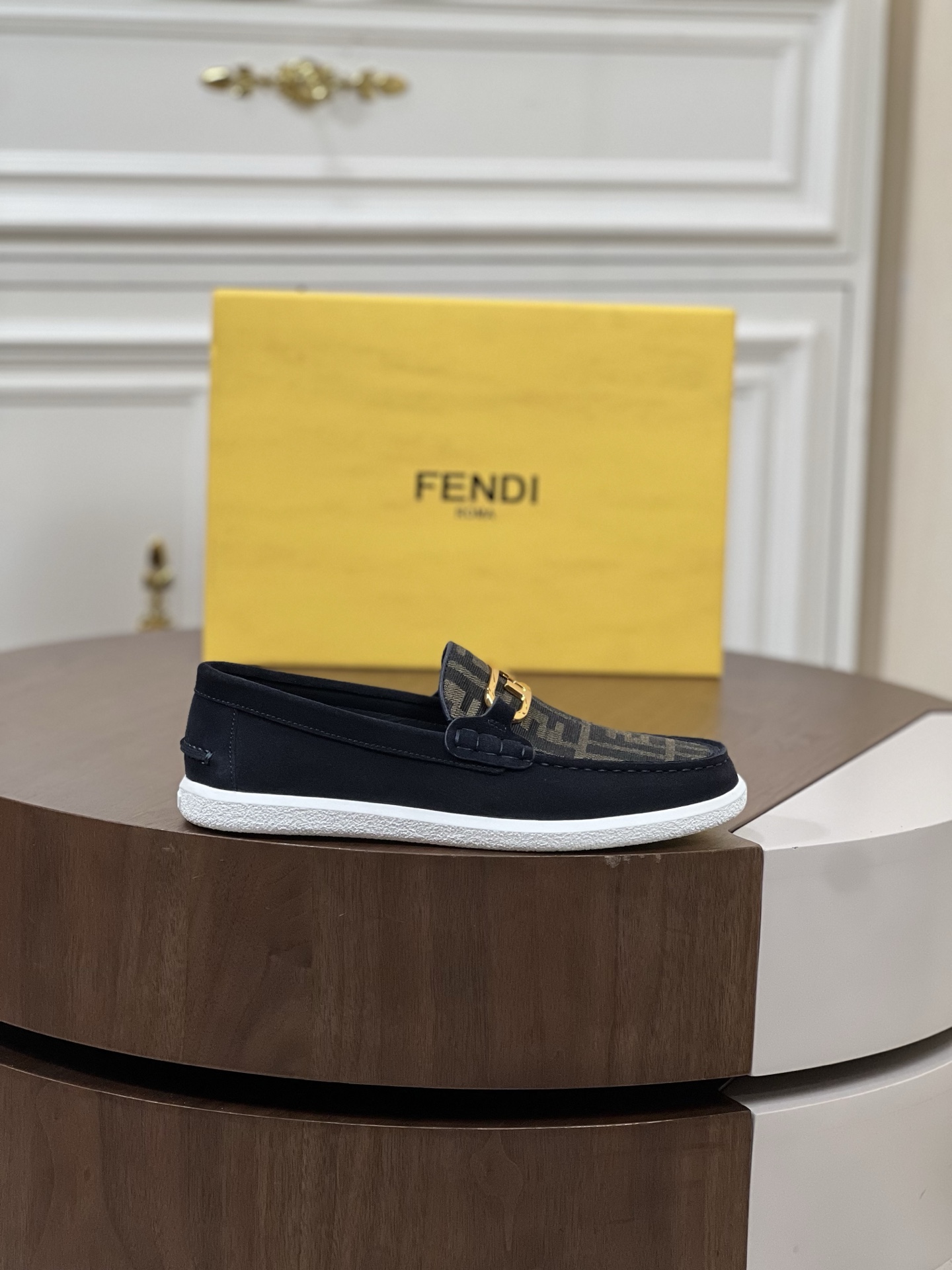 Fendi FF 乐福鞋鞋 2