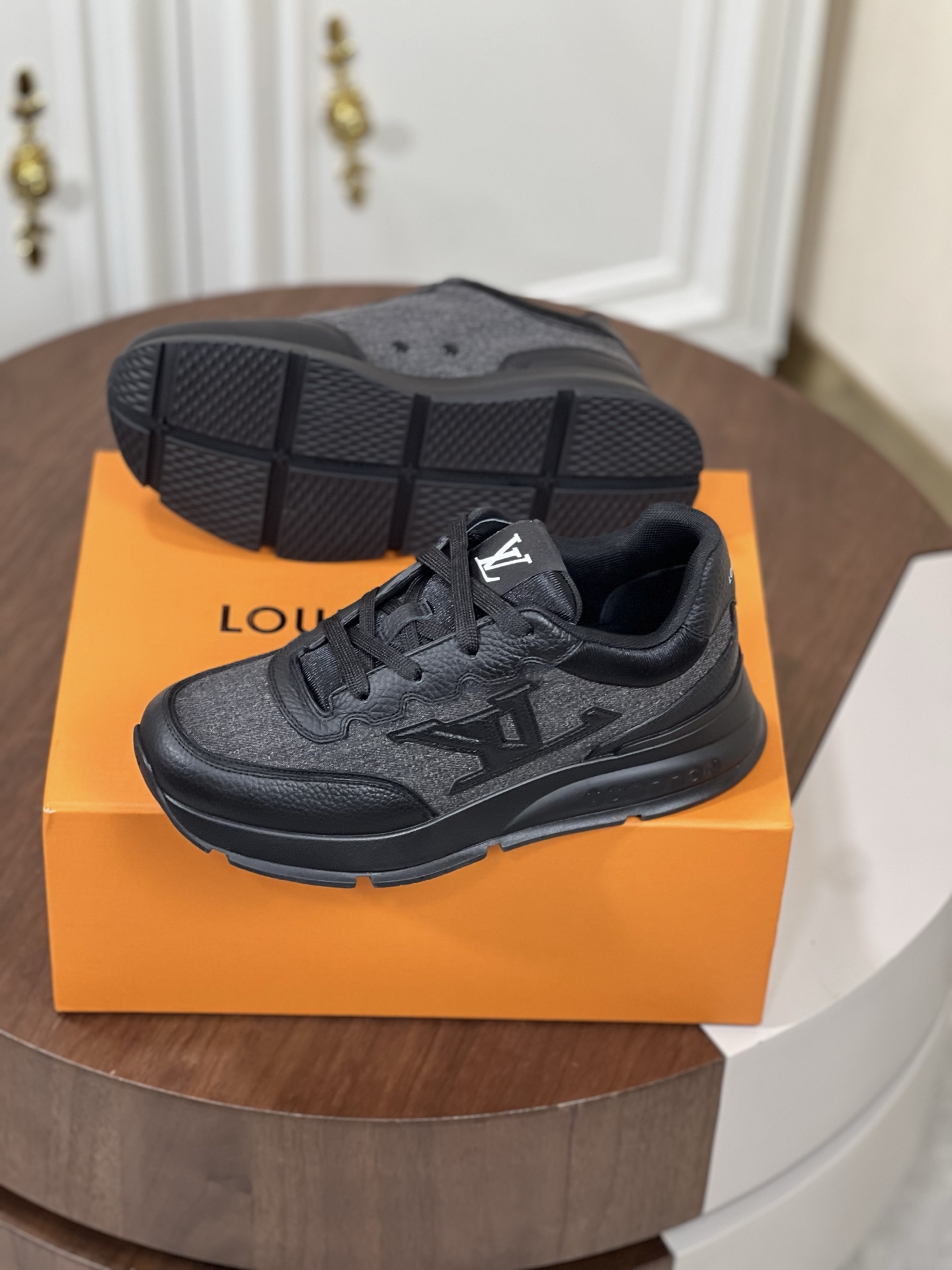 Loui*V Classic 运动鞋运动鞋,lv,男,鞋 4