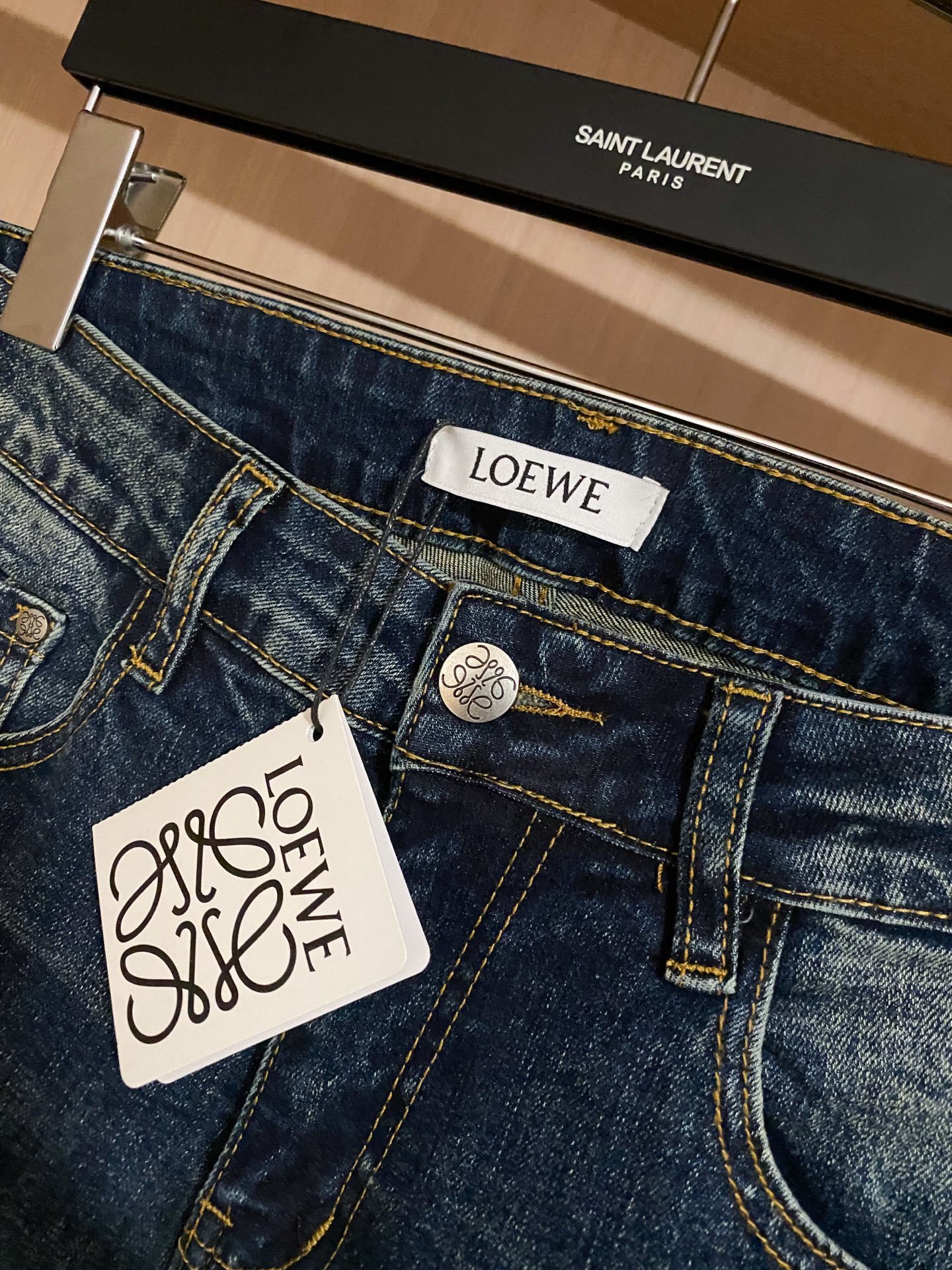LOEWE 2025春夏男士黑色系加厚加绒高弹牛仔裤,高端成衣主线,纯正血统品质,经典时尚商务高级黑