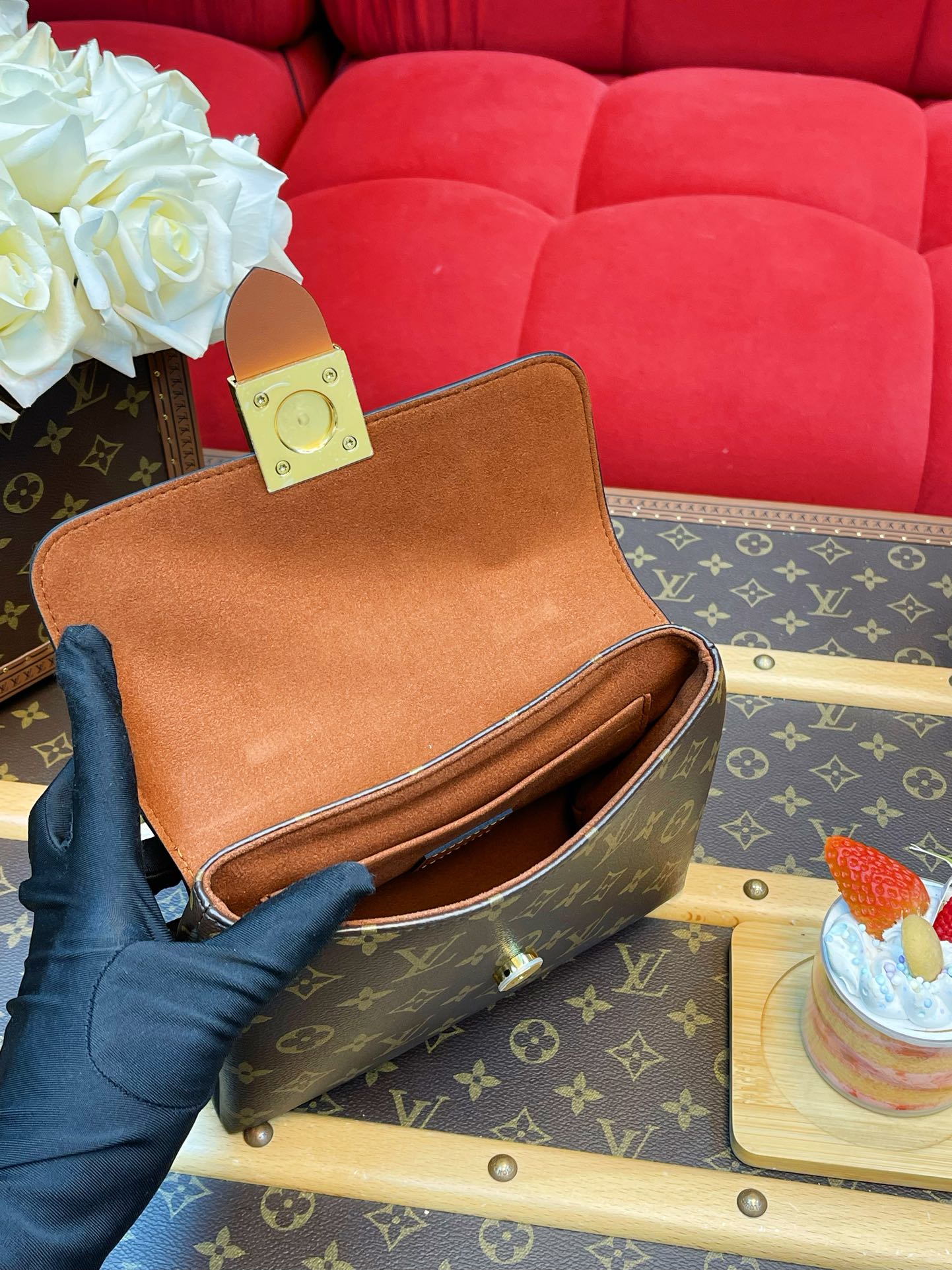 Louis Vuitton Locky BB 手袋lv,包 9