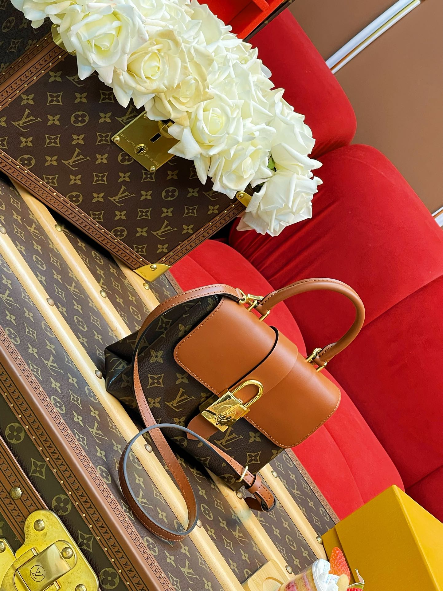 Louis Vuitton Locky BB 手袋lv,包 2