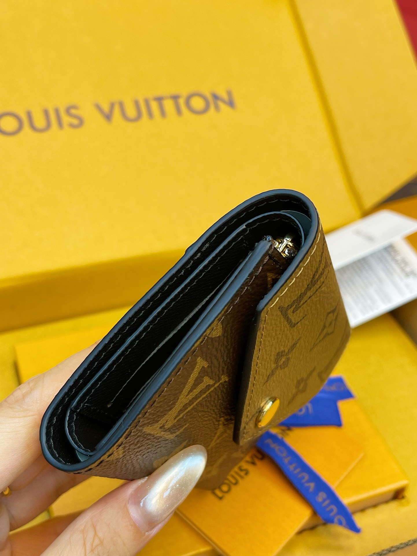 루이비통 지갑 137430 Louis Vuitton Wallet 썸네일 이미지