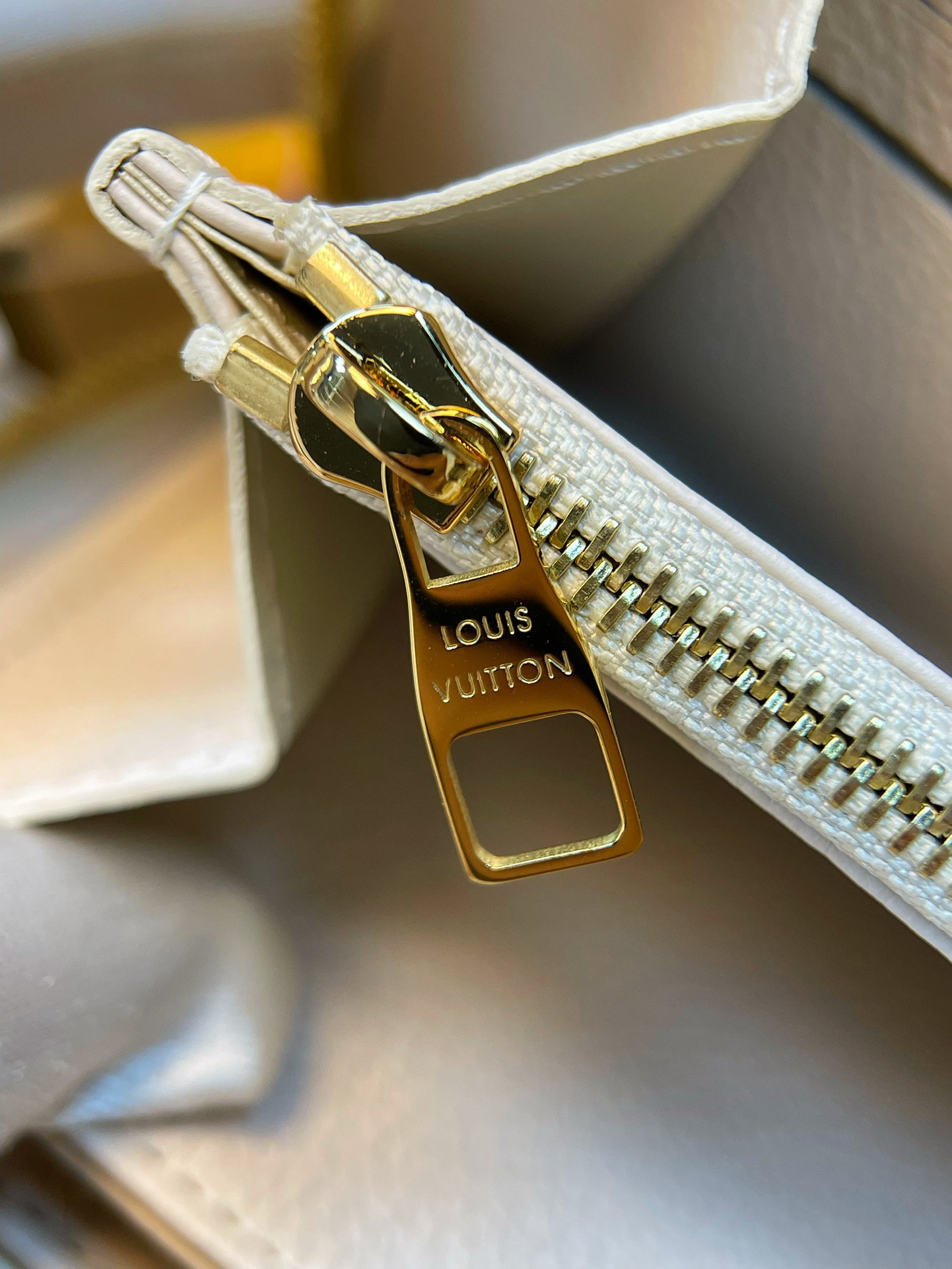 루이비통 지갑 137416 Louis Vuitton Wallet 썸네일 이미지