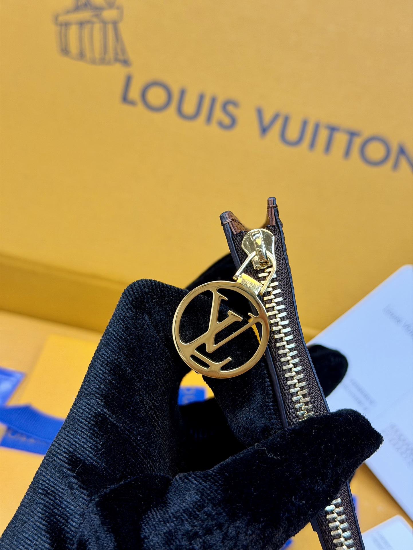 루이비통 지갑 137414 Louis Vuitton Wallet 썸네일 이미지